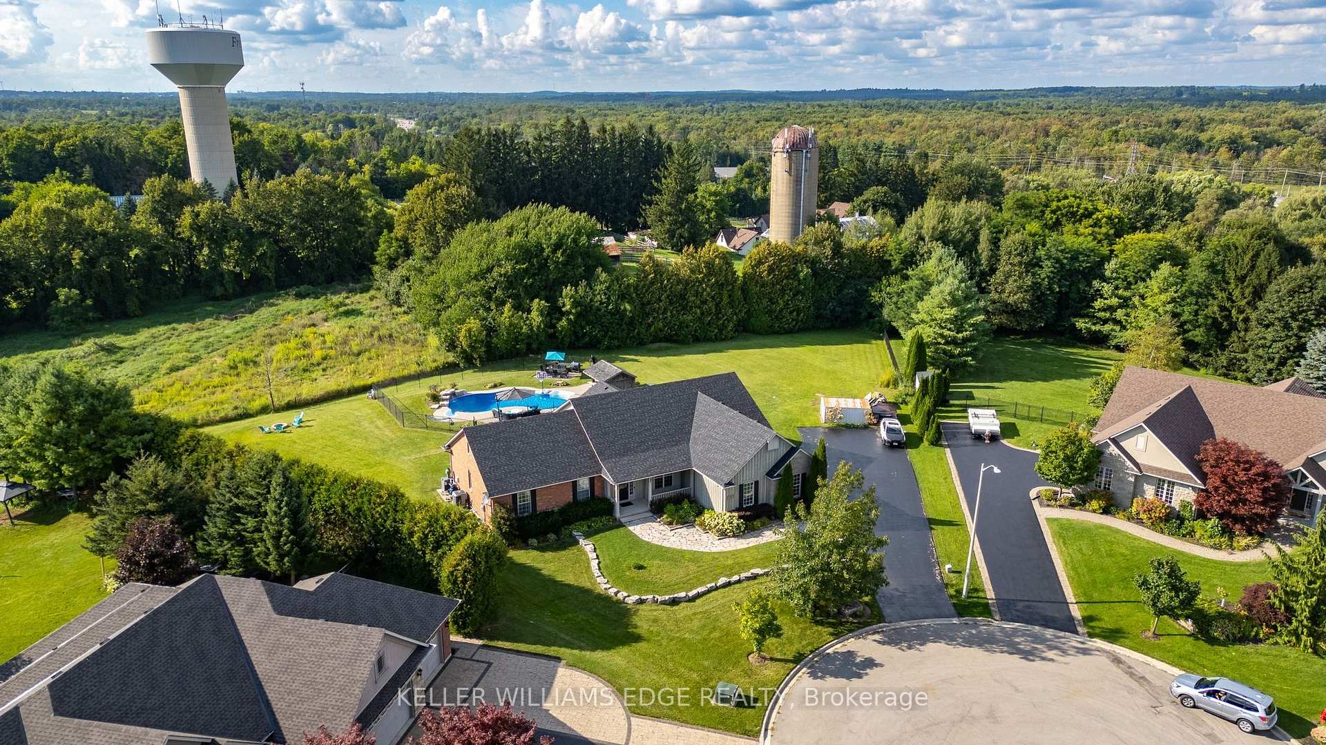 Photo 38 of 55 Karendale Court, Hamilton, Freelton — HOMEH