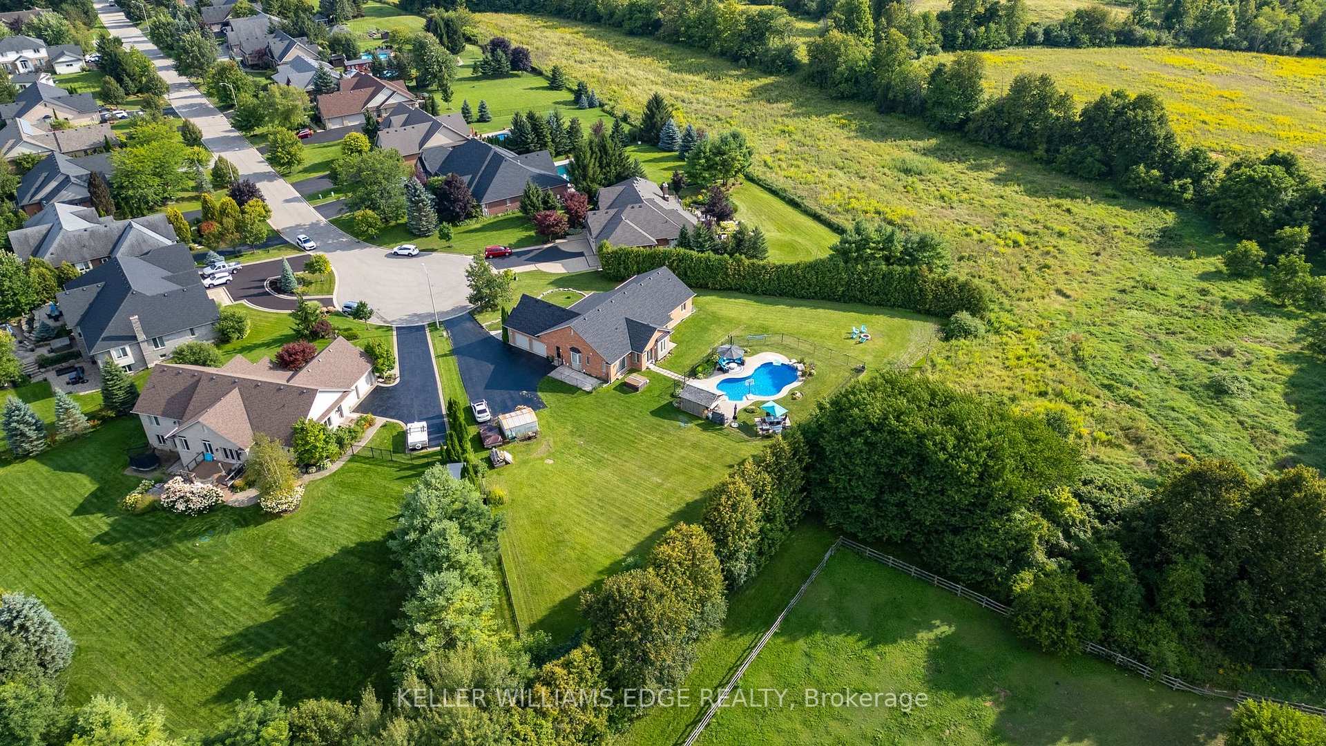 Photo 45 of 55 Karendale Court, Hamilton, Freelton — HOMEH