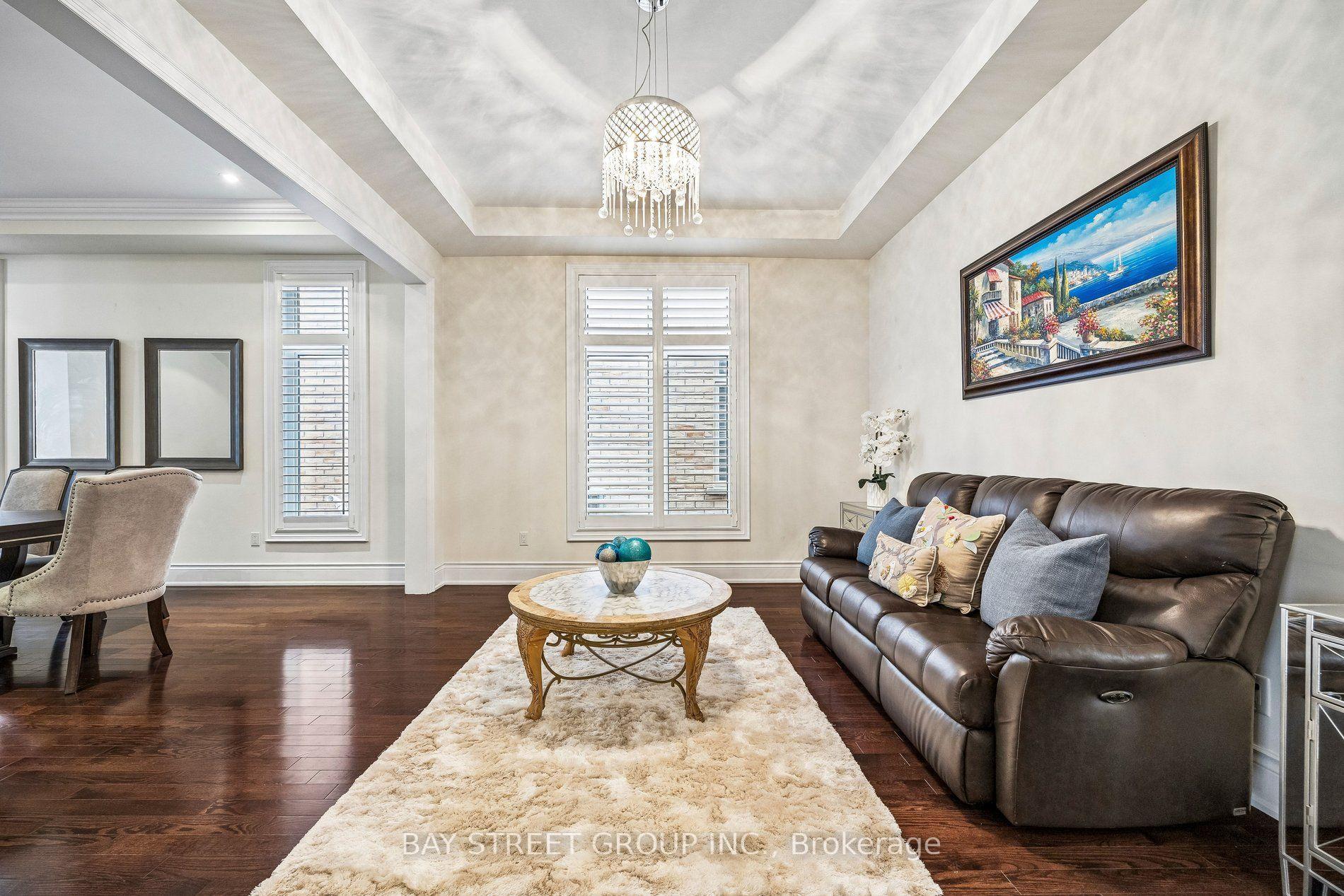 Photo 11 of 39 Harley Drive, Vaughan, Vellore Village — HOMEH