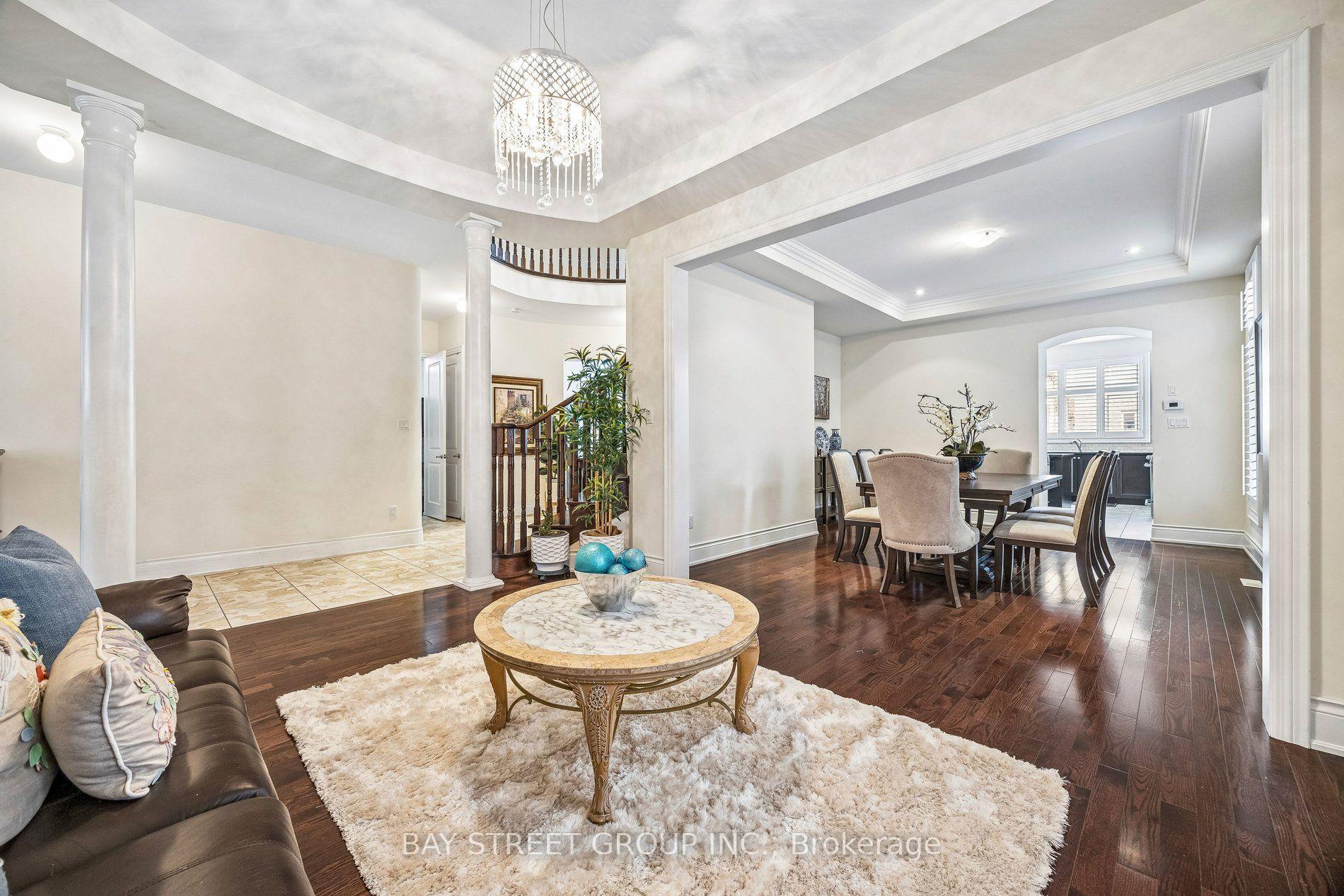 Photo 12 of 39 Harley Drive, Vaughan, Vellore Village — HOMEH