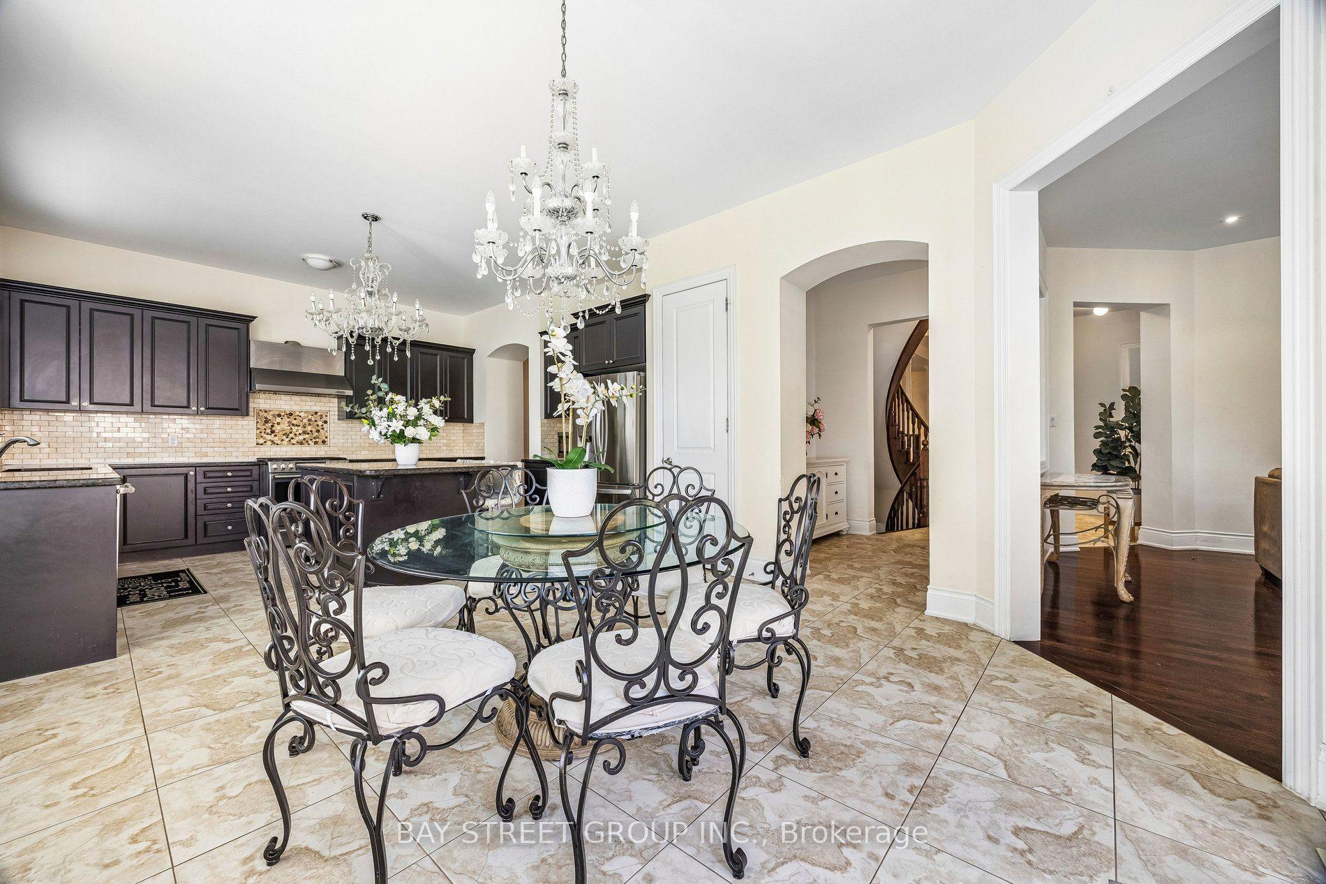 Photo 21 of 39 Harley Drive, Vaughan, Vellore Village — HOMEH