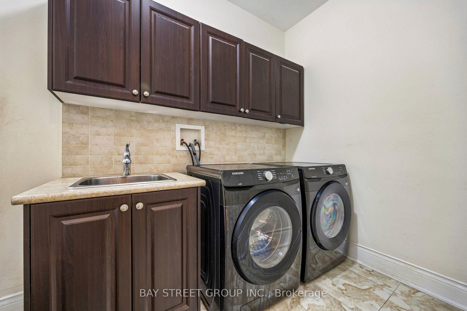 Photo 26 of 39 Harley Drive, Vaughan, Vellore Village — HOMEH