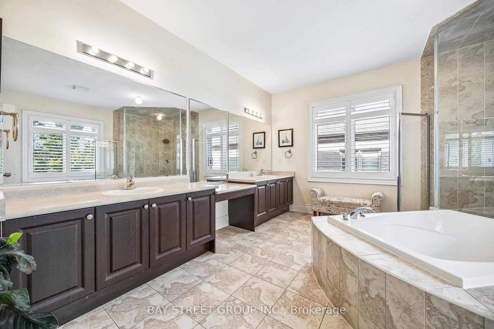 Photo 33 of 39 Harley Drive, Vaughan, Vellore Village — HOMEH