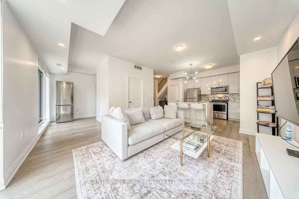 Photo 13 of Unit D-803, 5289 Highway 7, Vaughan, Vaughan Grove — HOMEH
