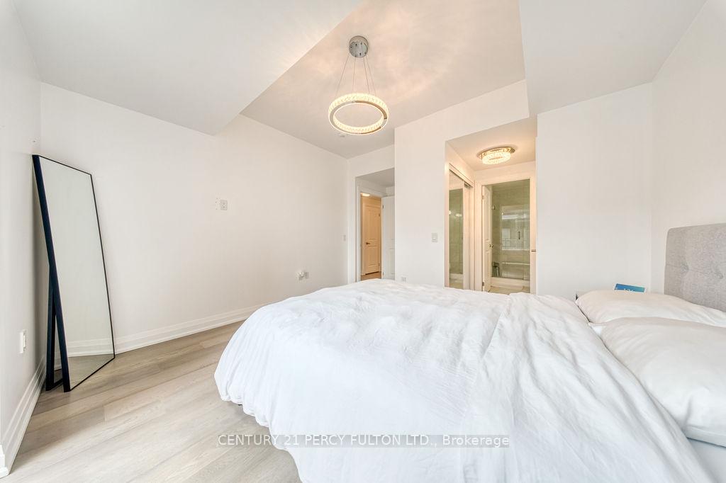 Photo 23 of Unit D-803, 5289 Highway 7, Vaughan, Vaughan Grove — HOMEH