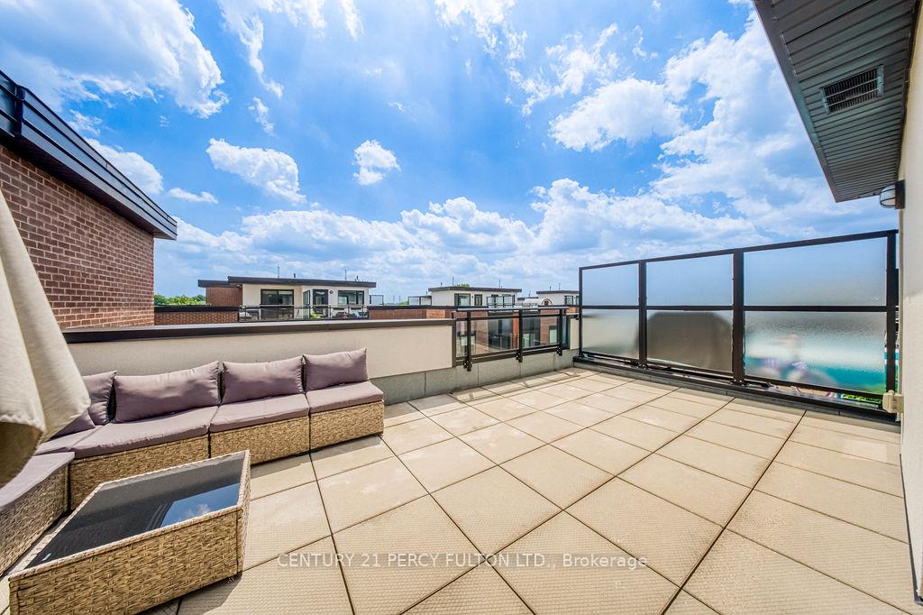 Photo 32 of Unit D-803, 5289 Highway 7, Vaughan, Vaughan Grove — HOMEH