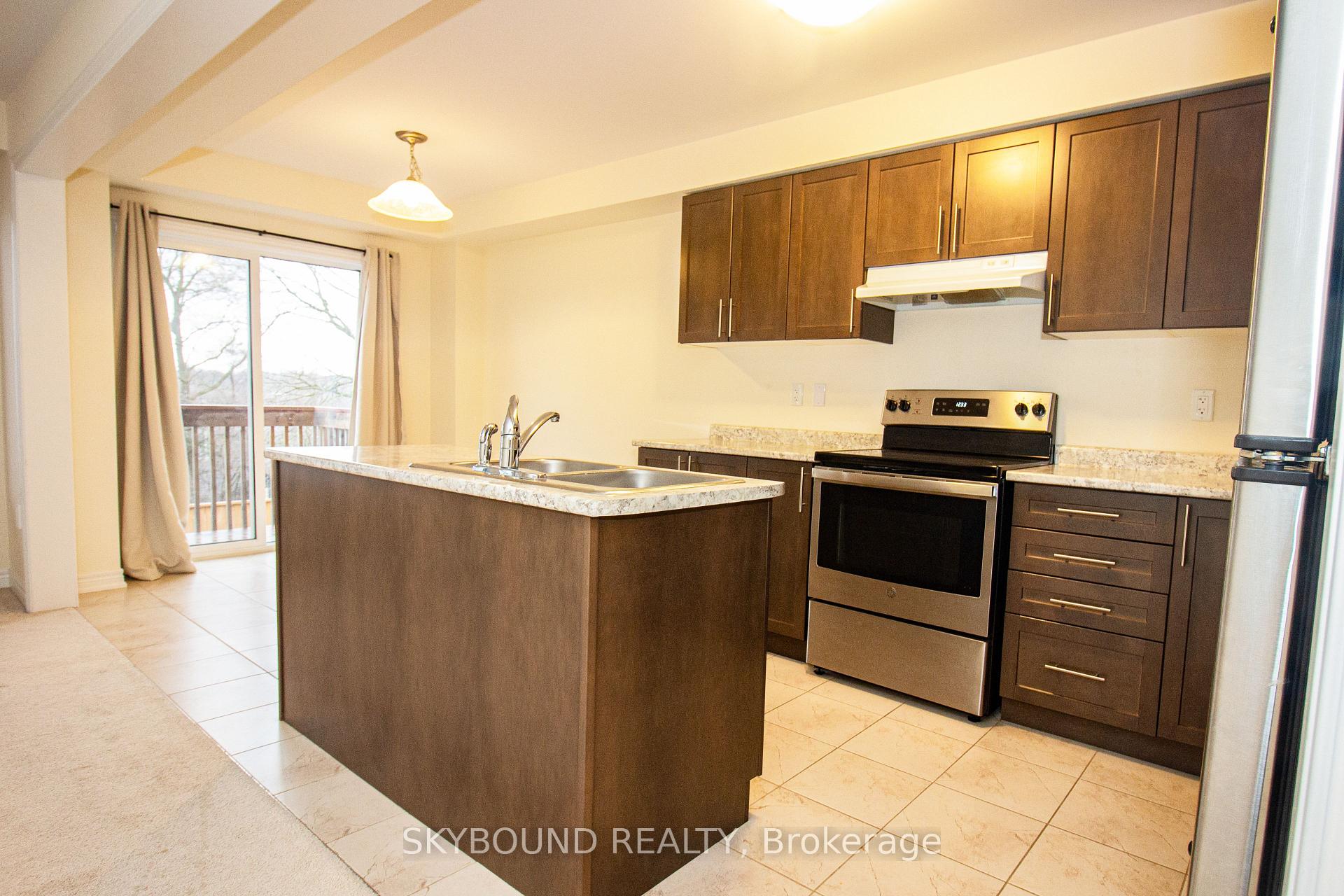 Photo 5 of Unit 30, 755 Linden Drive, Cambridge, Preston Heights — HOMEH