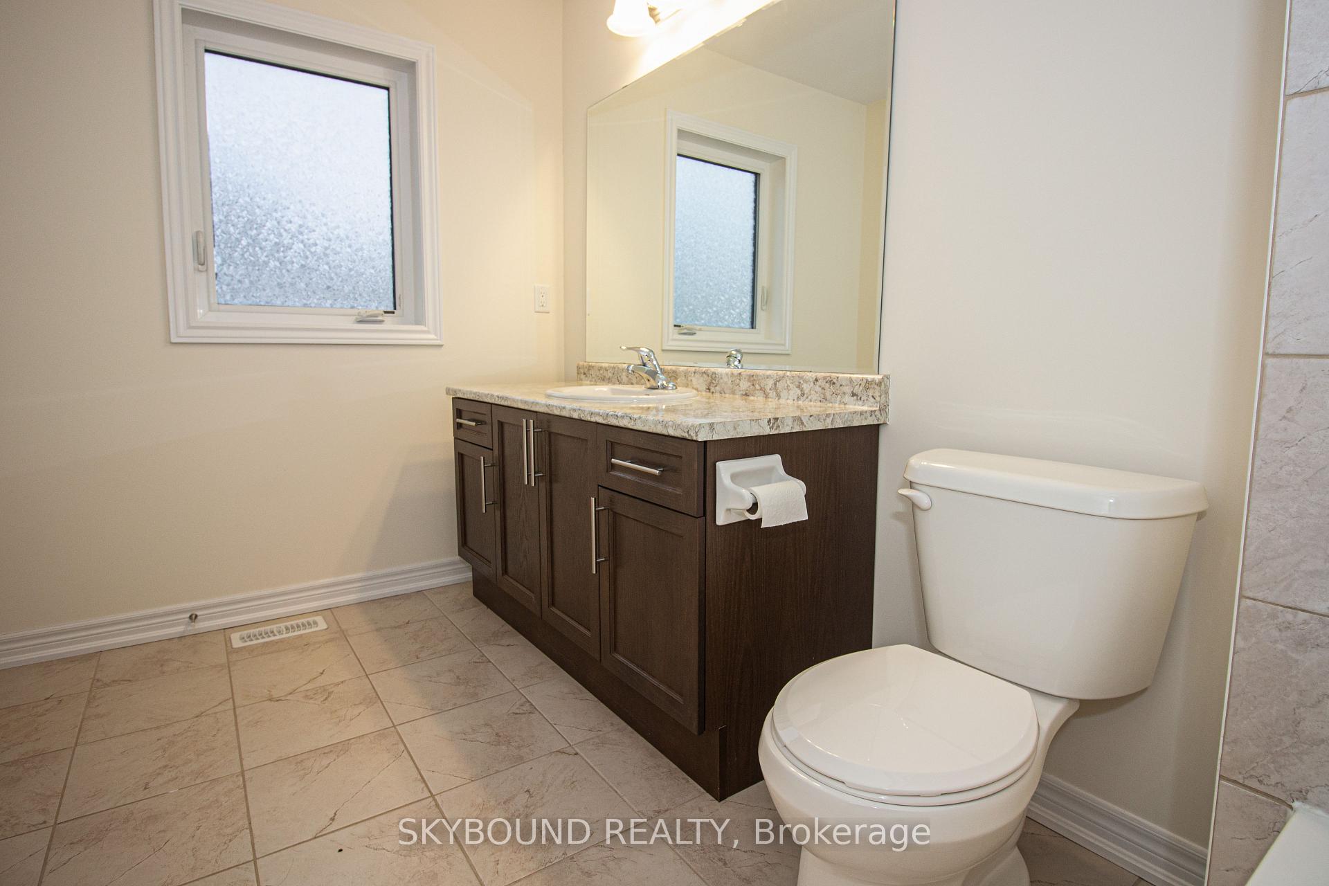 Photo 13 of Unit 30, 755 Linden Drive, Cambridge, Preston Heights — HOMEH