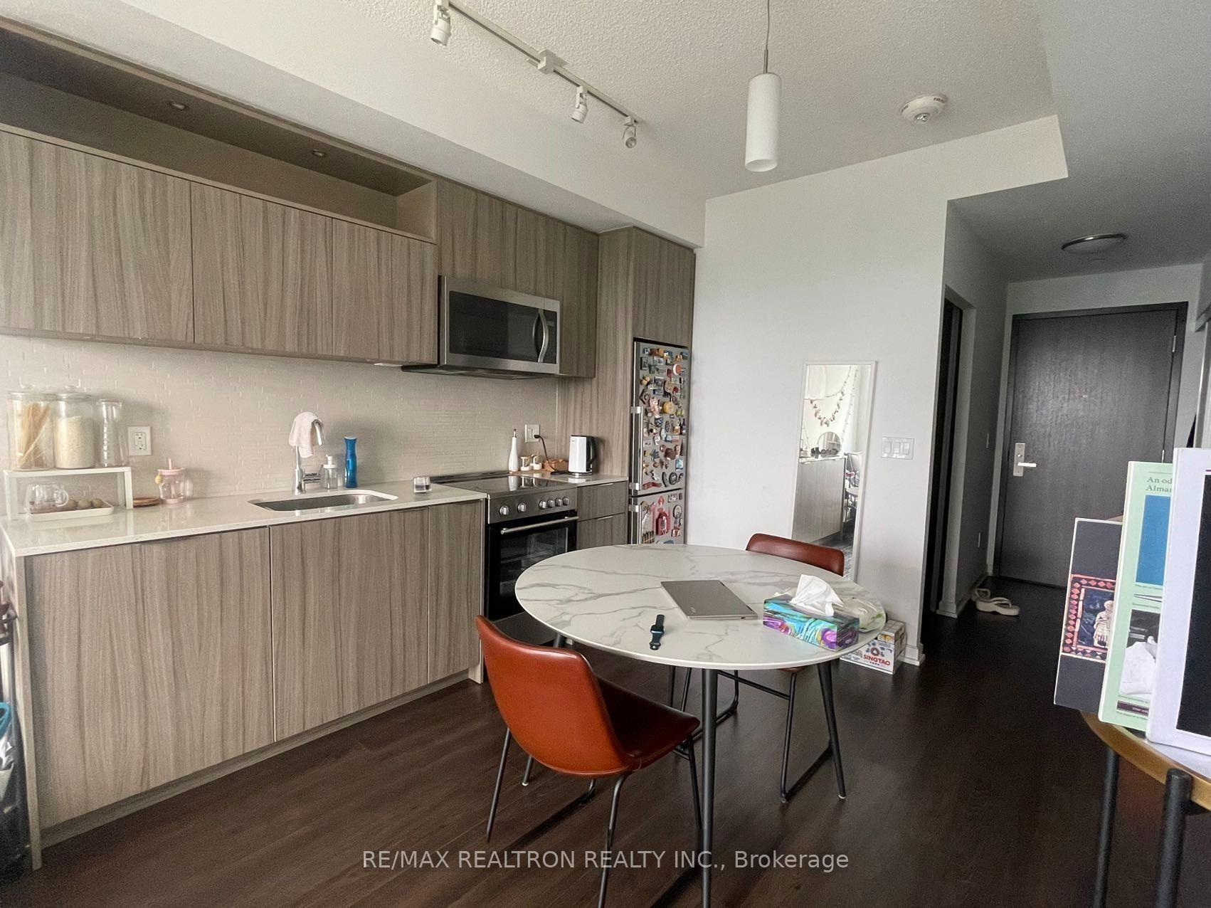 Photo 4 of Unit 1003, 50 Forest Manor Road, North York, Henry Farm — HOMEH