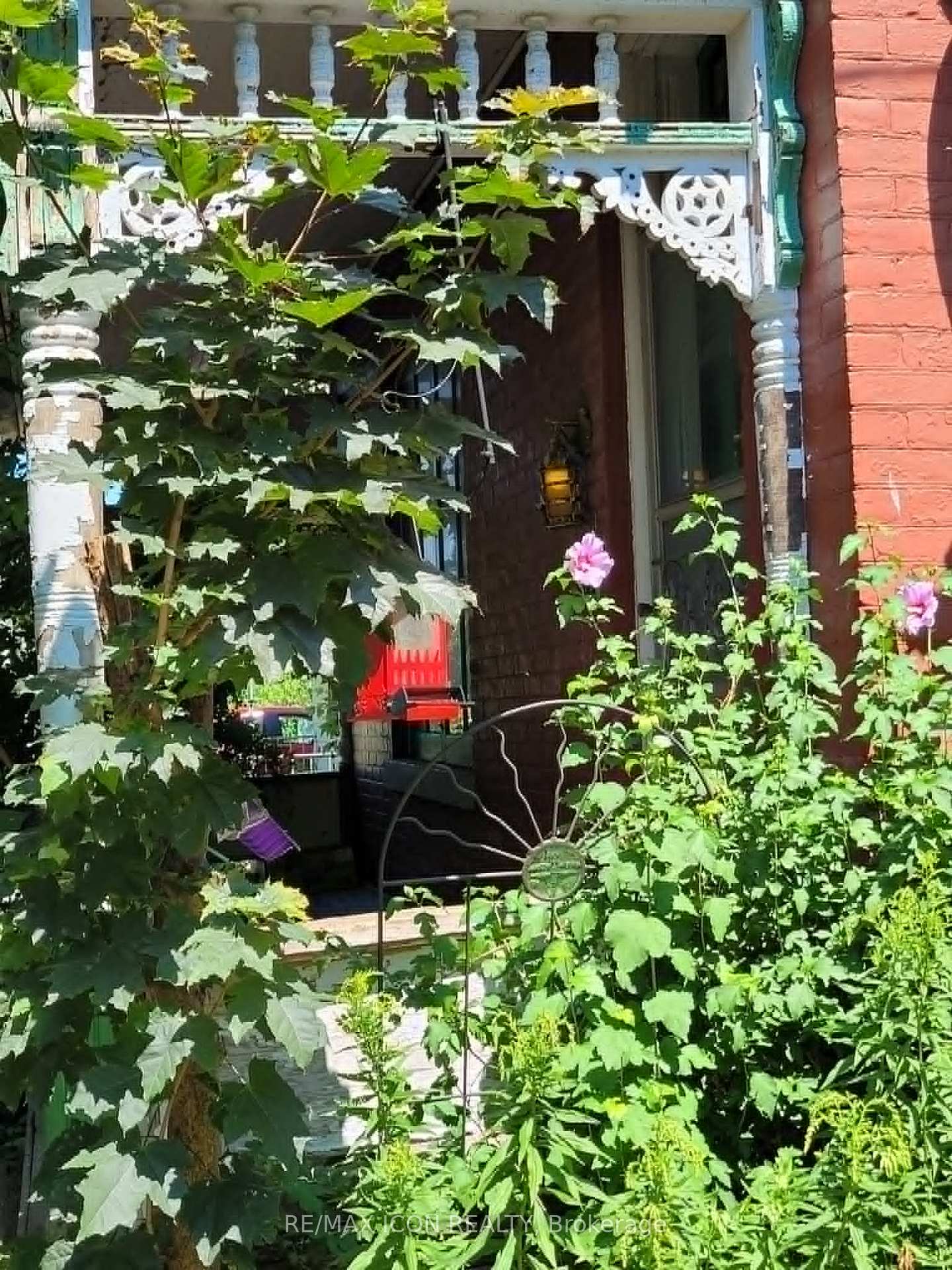 Photo 9 of 184 William Street, London, East K — HOMEH
