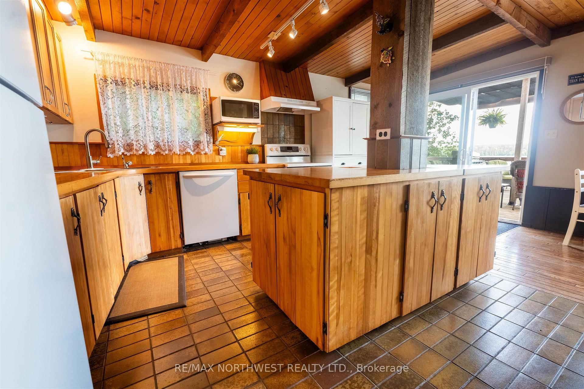 Photo 23 of 291 Kimberly Road, Kenora, Keewatin — HOMEH