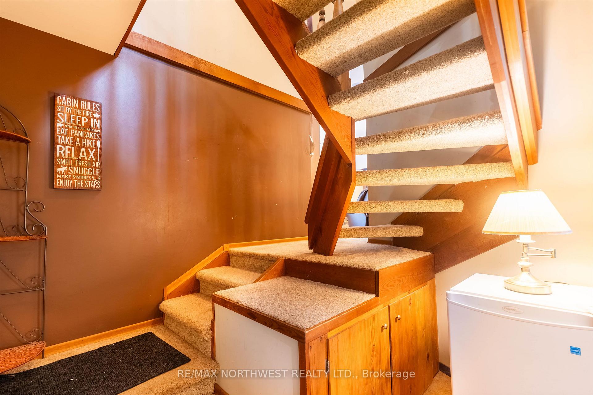 Photo 40 of 291 Kimberly Road, Kenora, Keewatin — HOMEH