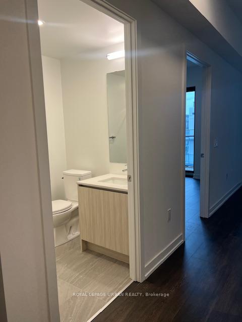 Photo 6 of Unit 821, 799 The Queensway, Etobicoke, Stonegate-Queensway — HOMEH