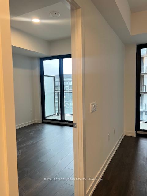 Photo 8 of Unit 821, 799 The Queensway, Etobicoke, Stonegate-Queensway — HOMEH
