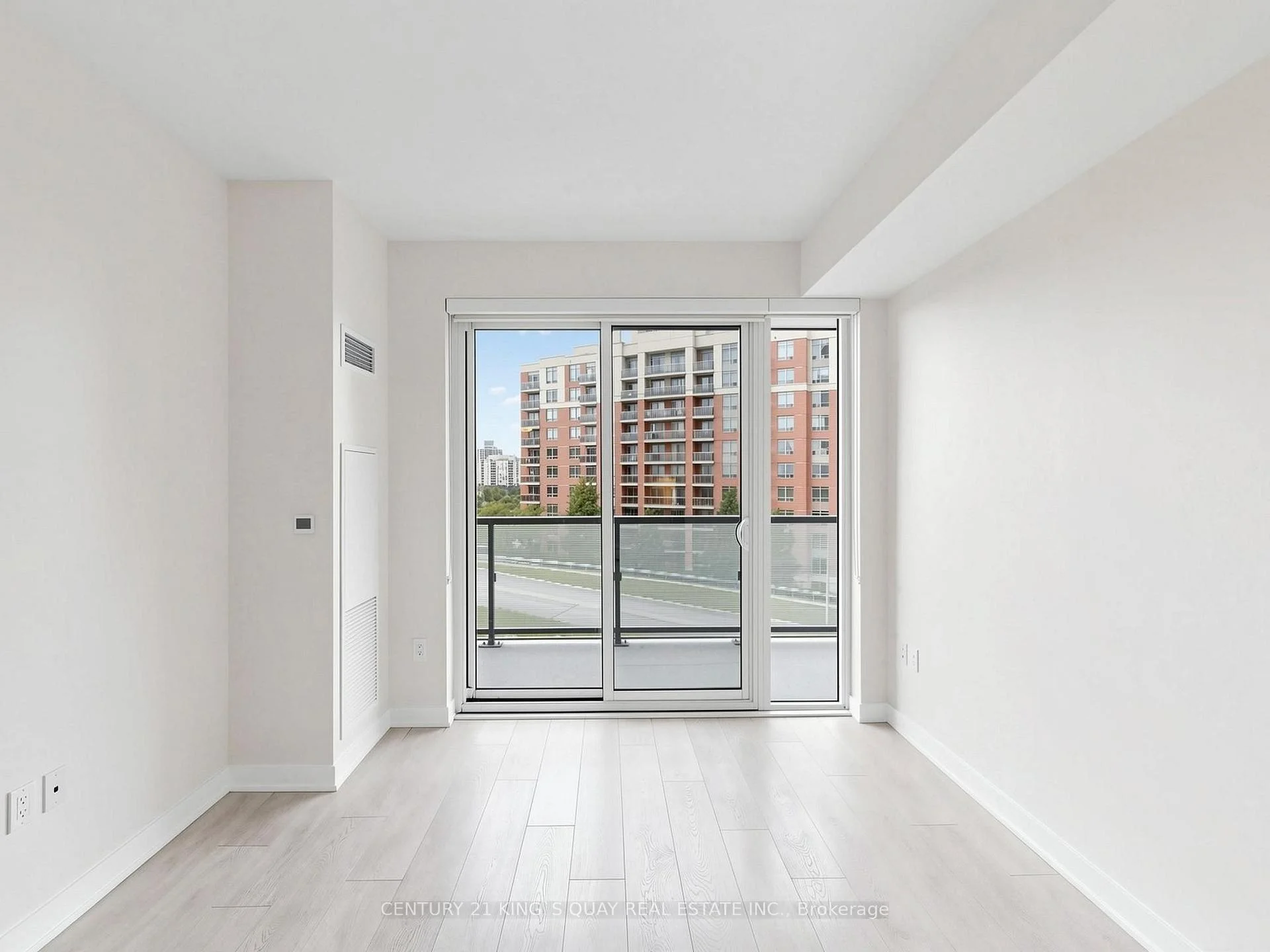Photo 26 of Unit 704, 85 Oneida Crescent, Richmond Hill, Langstaff — HOMEH