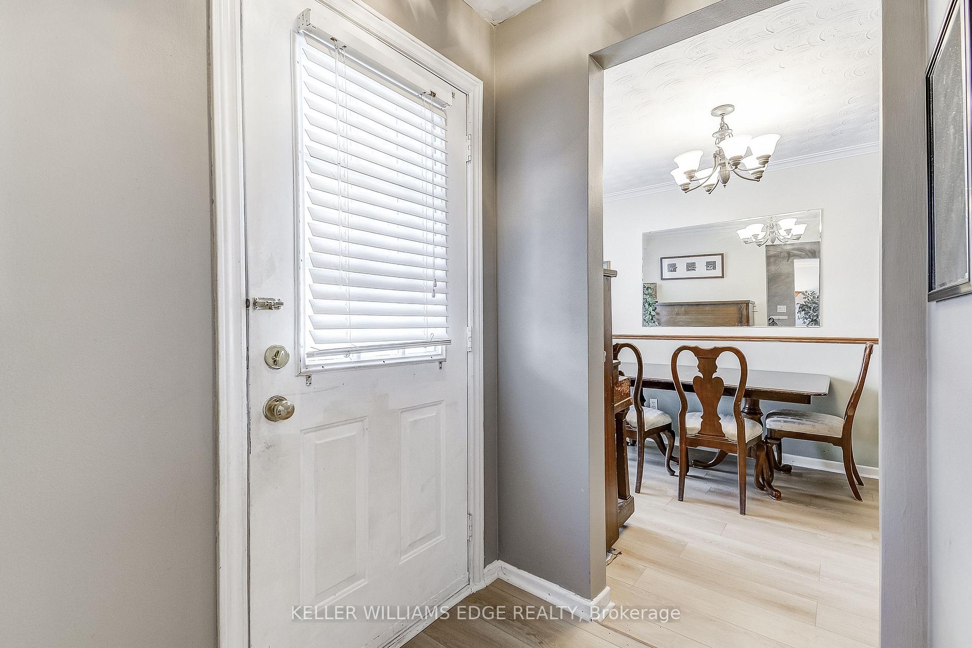 Photo 6 of 2145 Sandringham Drive, Burlington, Brant Hills — HOMEH