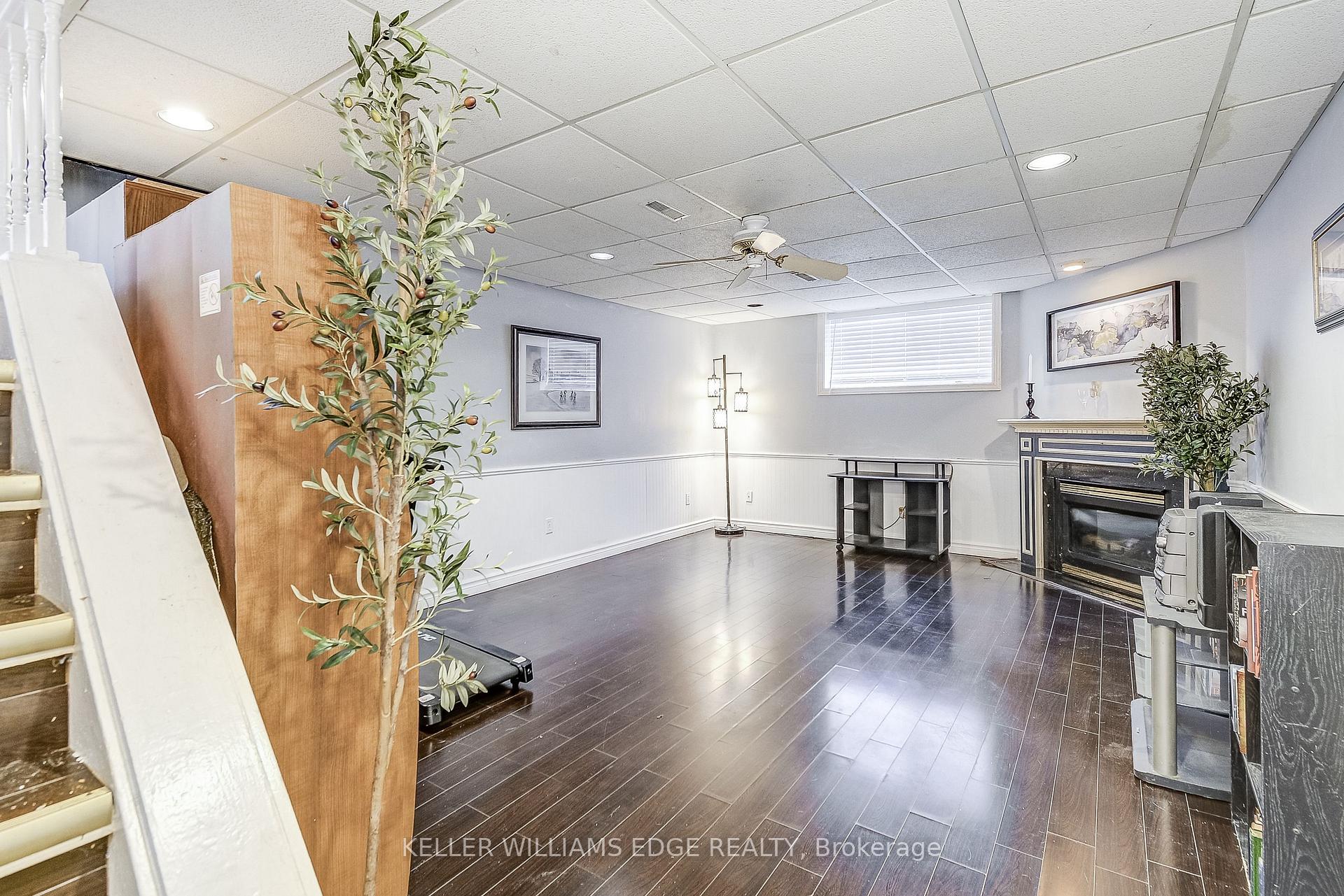 Photo 17 of 2145 Sandringham Drive, Burlington, Brant Hills — HOMEH