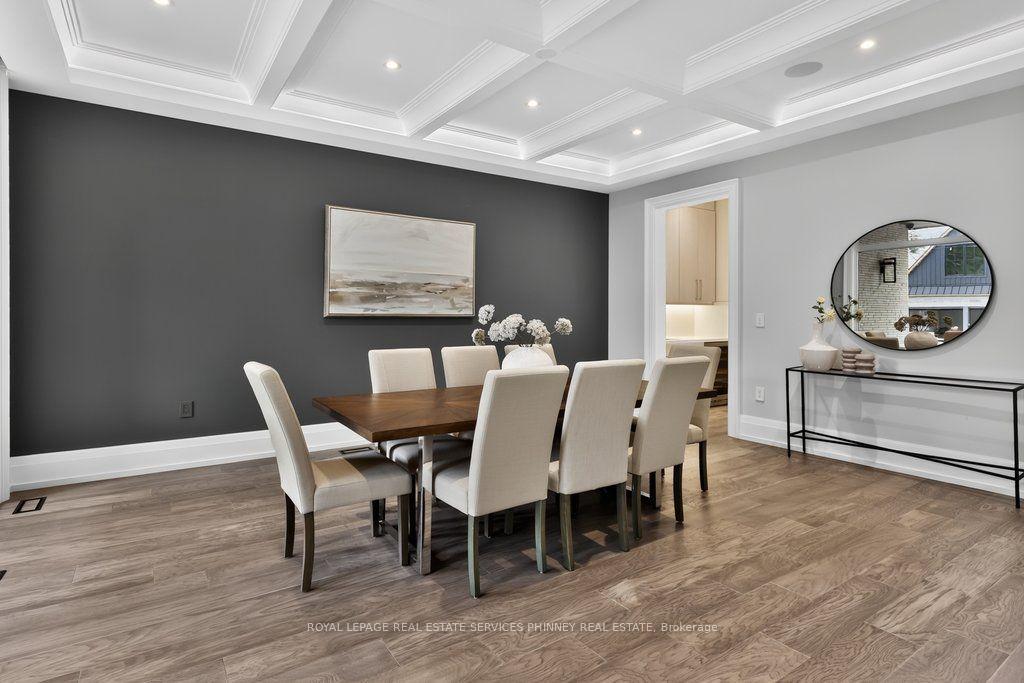 Photo 5 of 533 Carson Lane, Oakville, Old Oakville — HOMEH