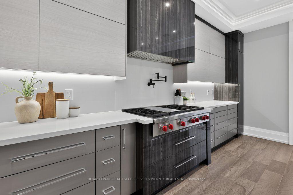 Photo 14 of 533 Carson Lane, Oakville, Old Oakville — HOMEH