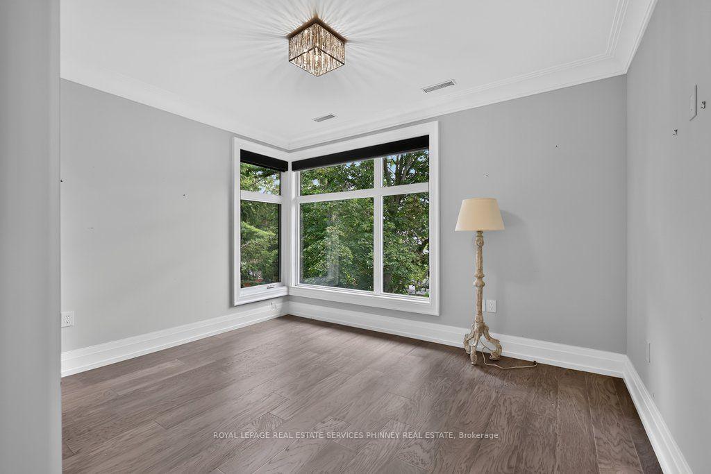 Photo 23 of 533 Carson Lane, Oakville, Old Oakville — HOMEH