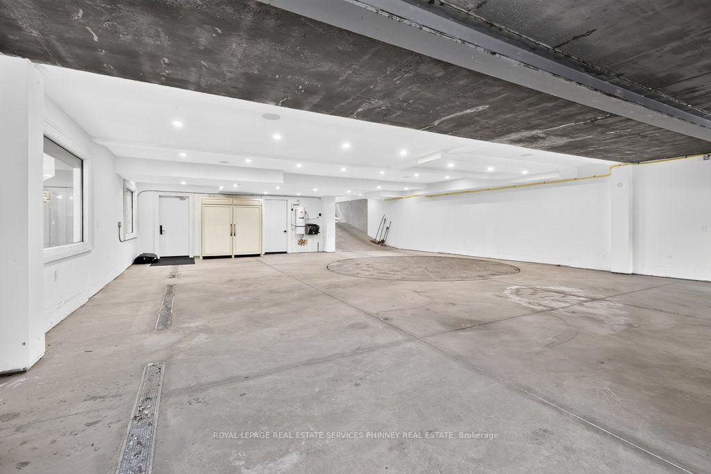 Photo 43 of 533 Carson Lane, Oakville, Old Oakville — HOMEH