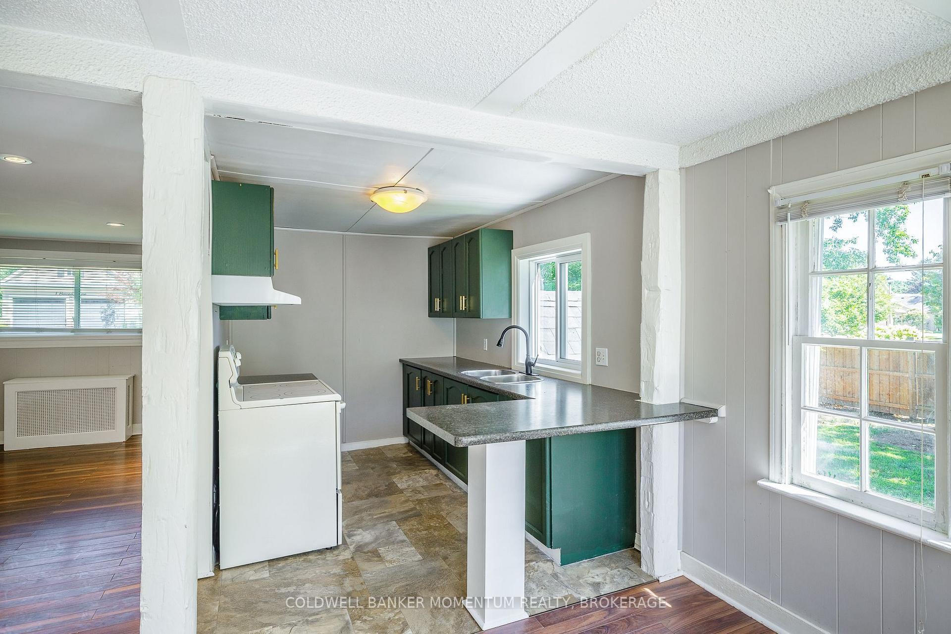Photo 20 of 1201 Pelham Street, Pelham, Fonthill — HOMEH