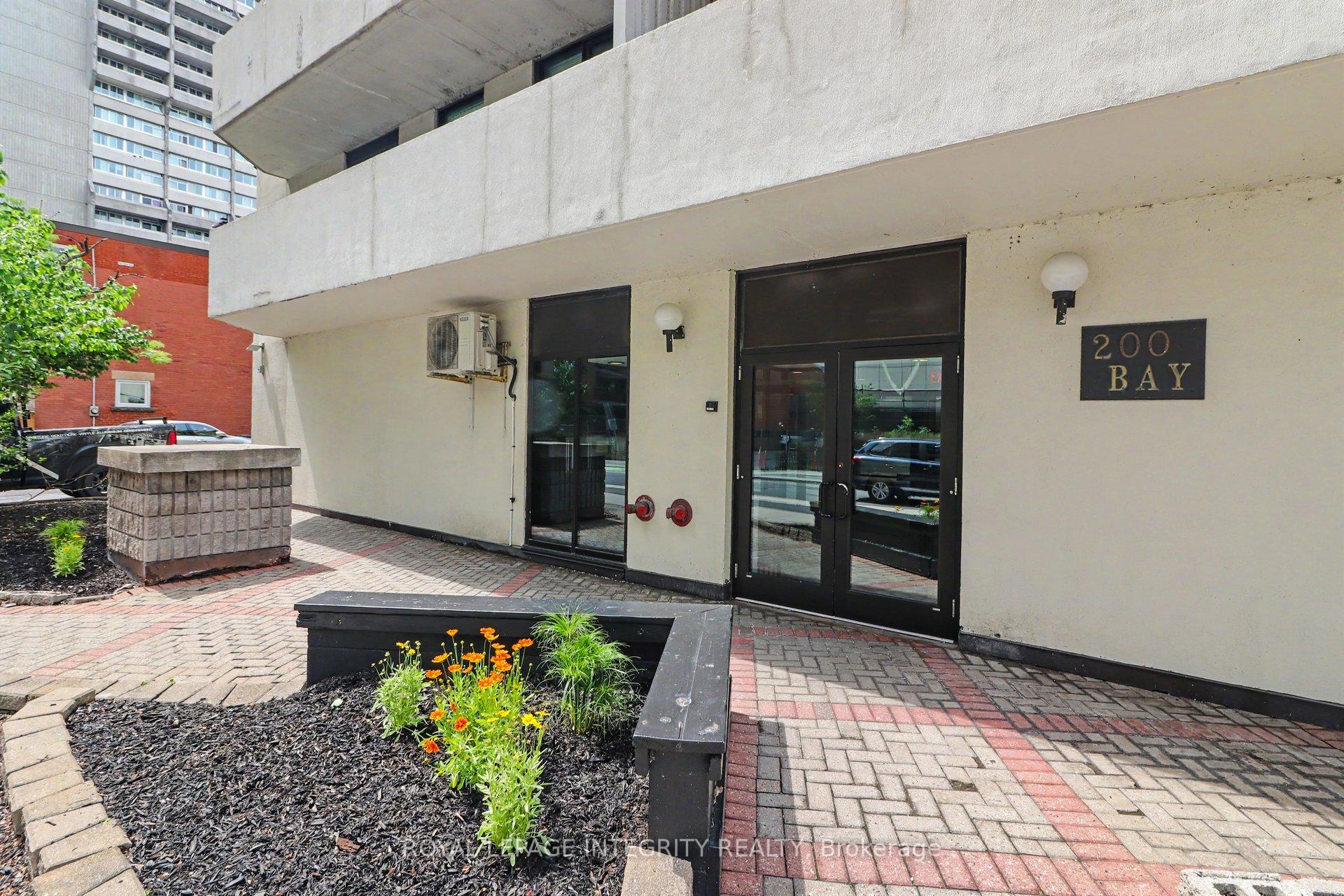 Photo 5 of Unit 102, 200 Bay Street S, Ottawa, Ottawa Centre — HOMEH