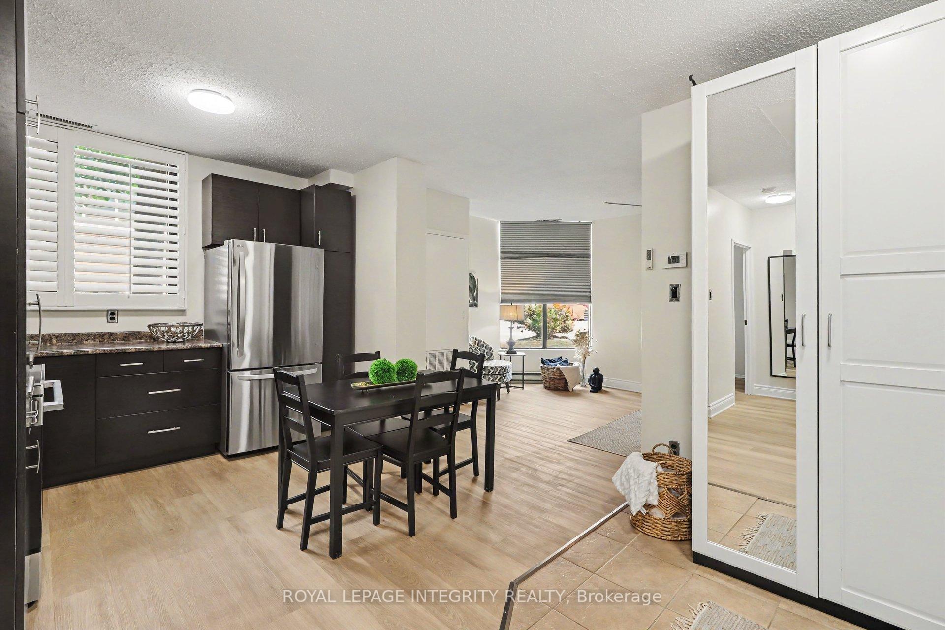 Photo 11 of Unit 102, 200 Bay Street S, Ottawa, Ottawa Centre — HOMEH