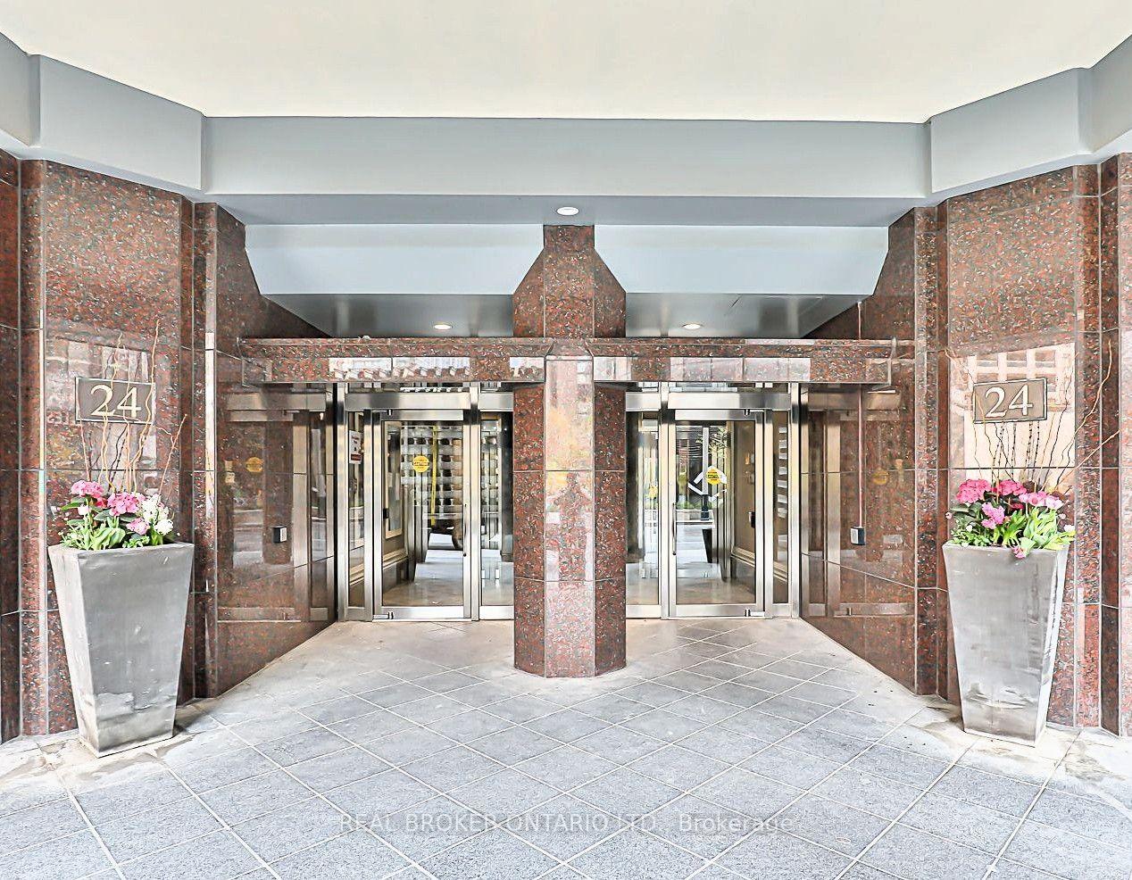 Photo 2 of Unit 2107, 24 Wellesley Street W, Toronto, Bay Street Corridor — HOMEH
