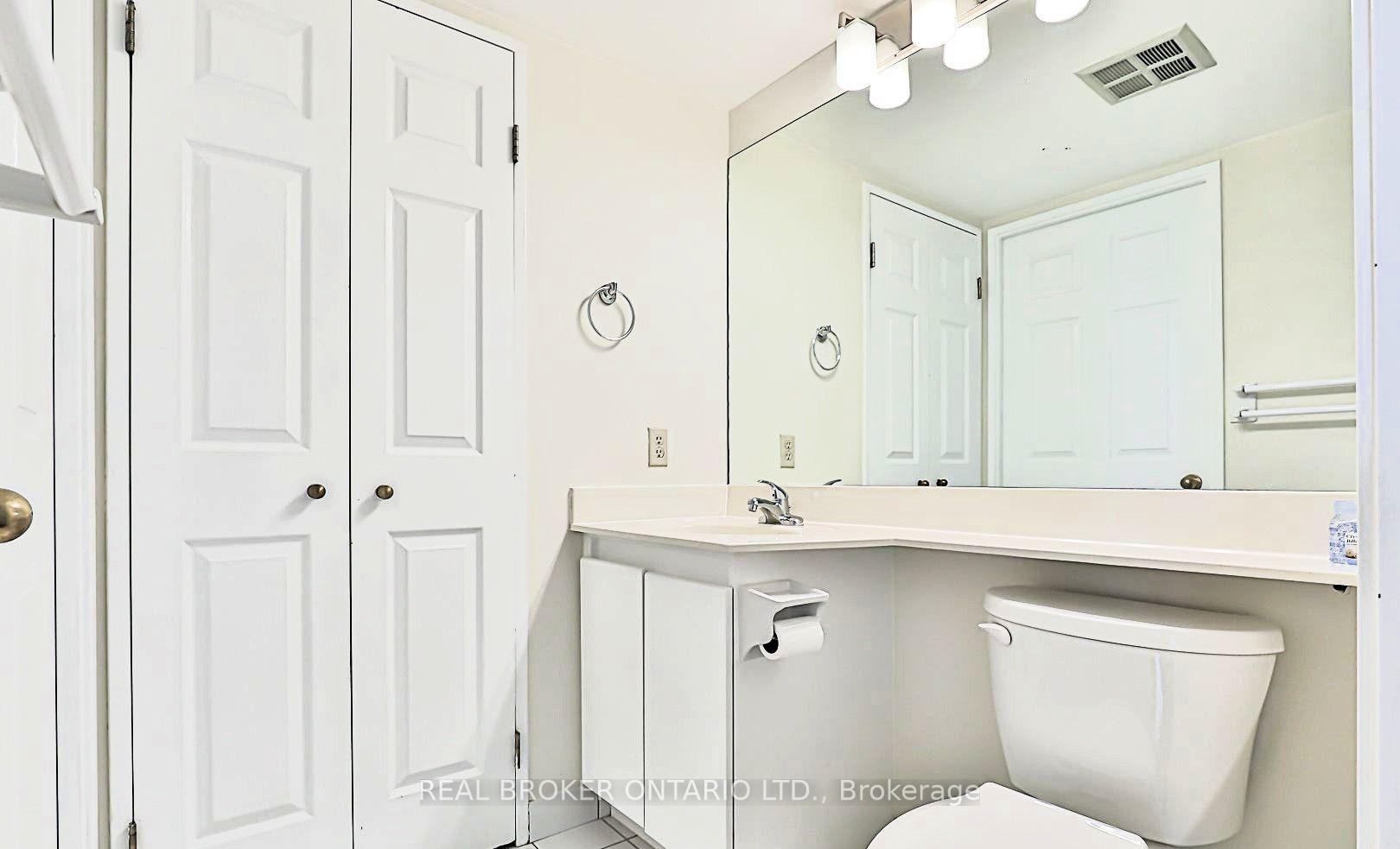 Photo 9 of Unit 2107, 24 Wellesley Street W, Toronto, Bay Street Corridor — HOMEH