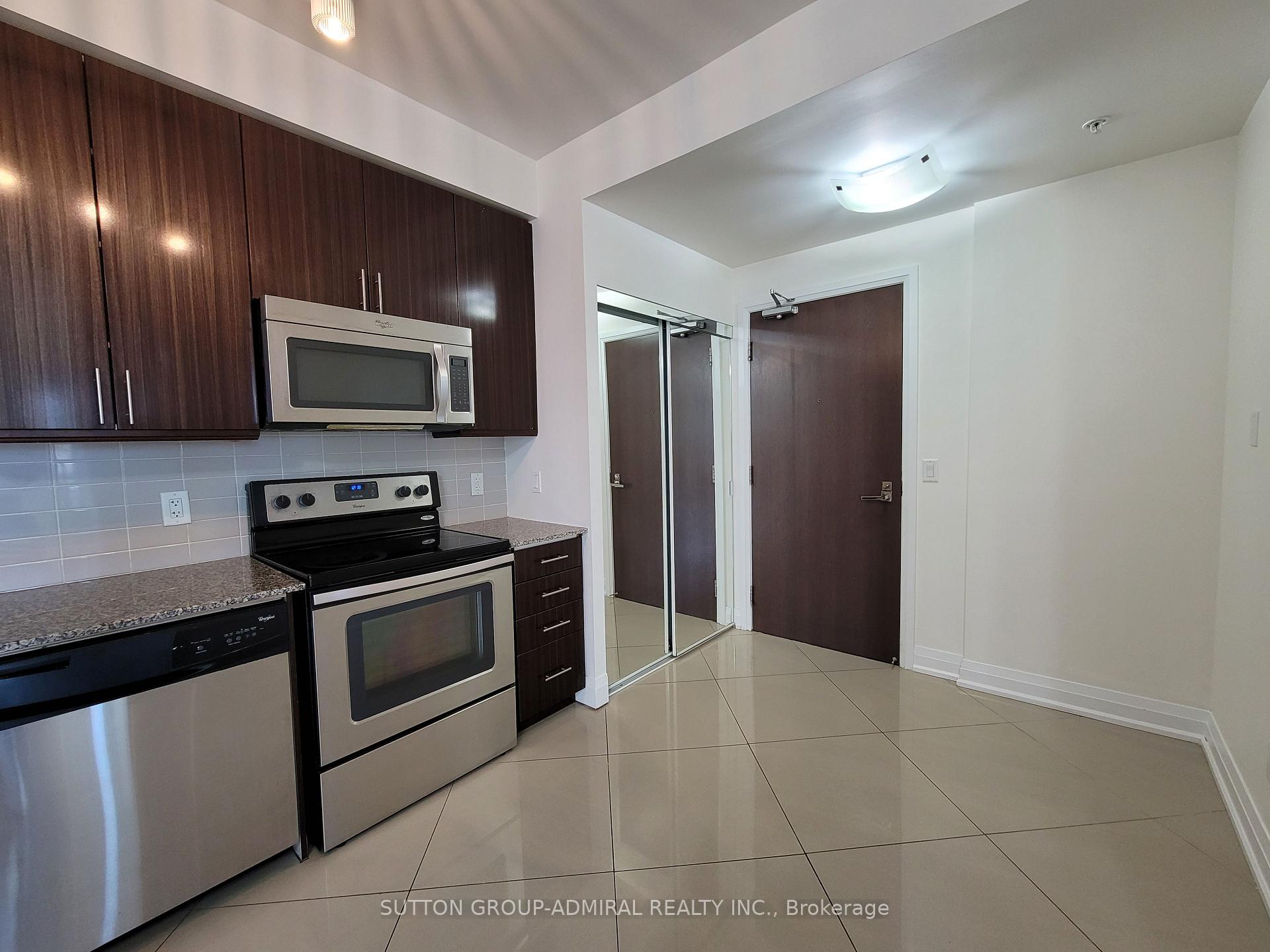 Photo 2 of Unit 402, 75 North Park Road, Vaughan, Beverley Glen — HOMEH