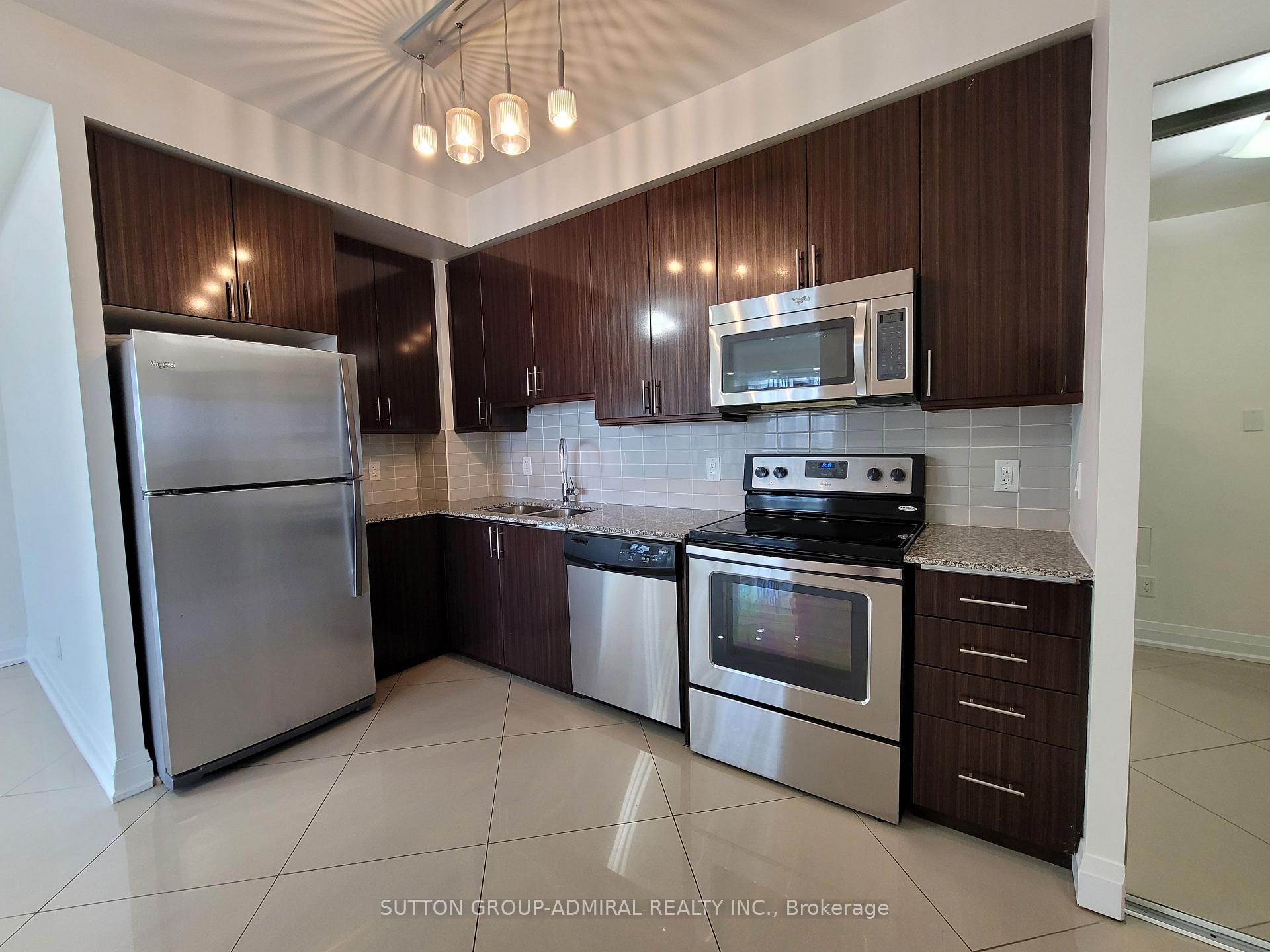 Photo 3 of Unit 402, 75 North Park Road, Vaughan, Beverley Glen — HOMEH
