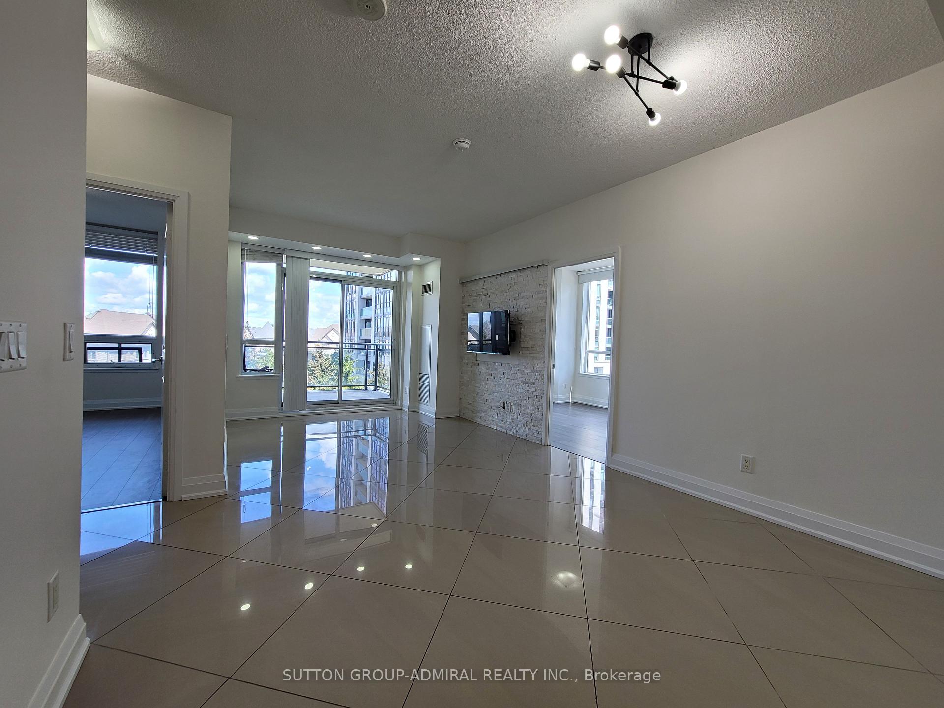 Photo 5 of Unit 402, 75 North Park Road, Vaughan, Beverley Glen — HOMEH