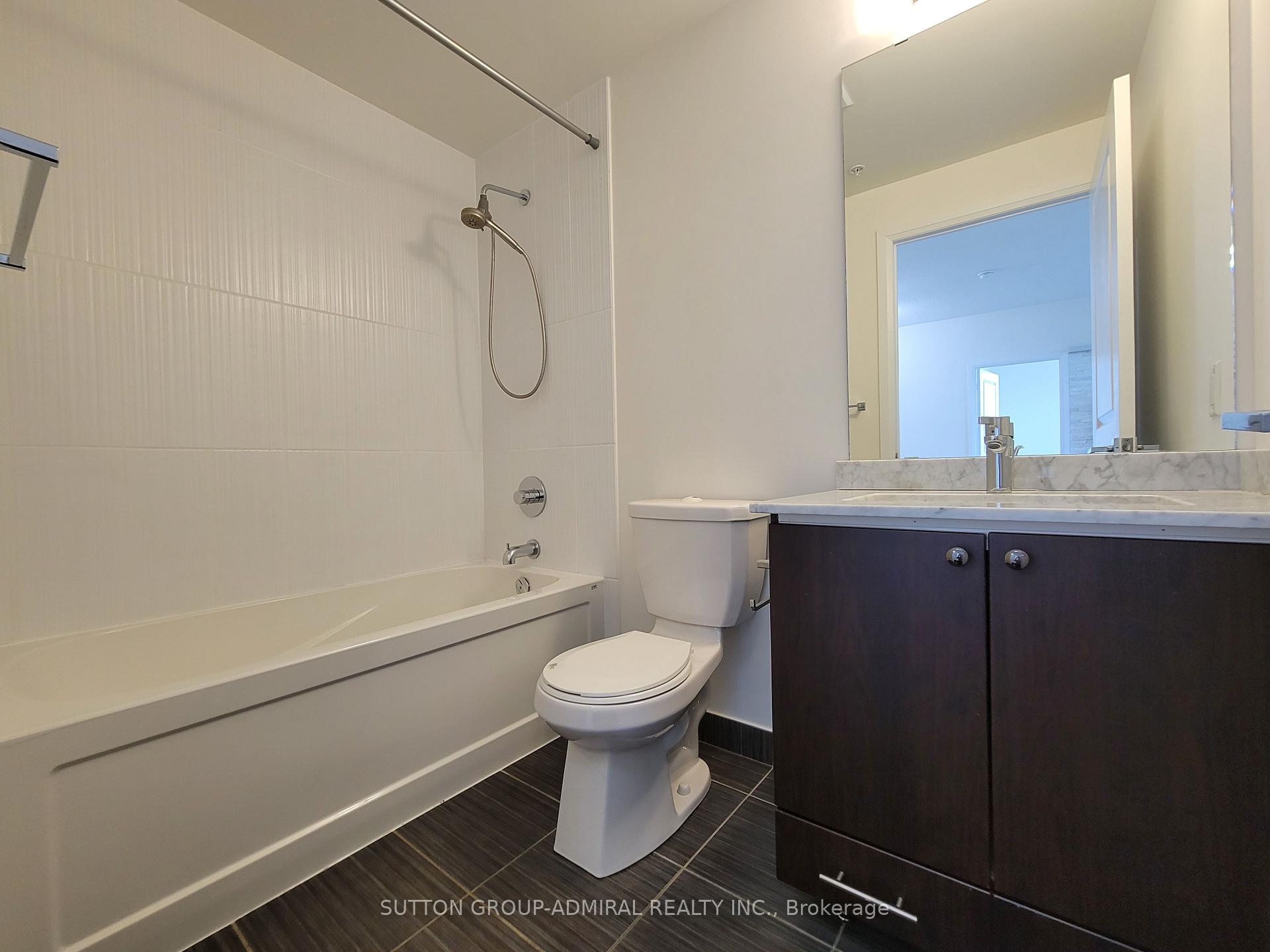 Photo 16 of Unit 402, 75 North Park Road, Vaughan, Beverley Glen — HOMEH
