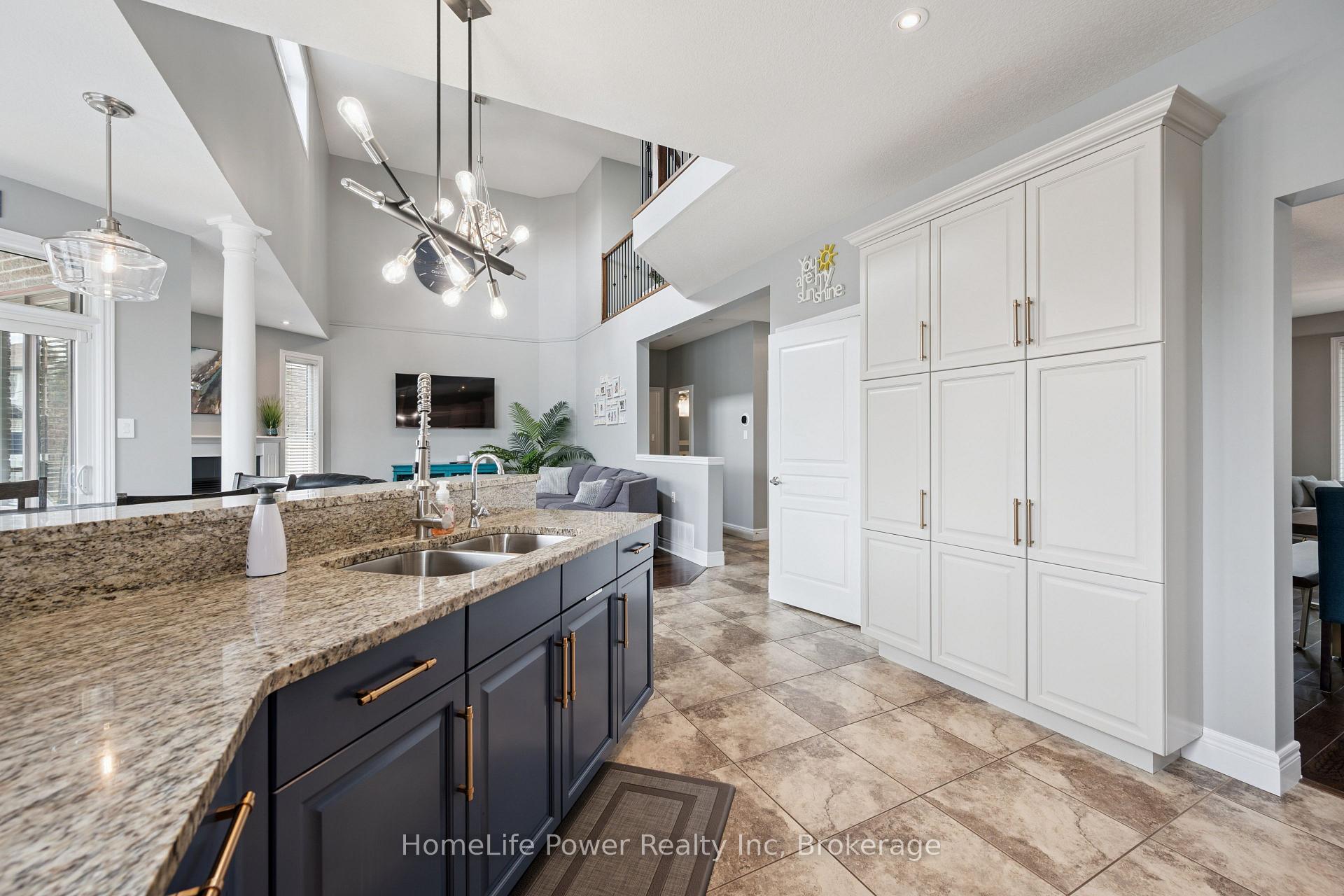Photo 10 of 183 Townsend Drive, Woolwich, Breslau — HOMEH