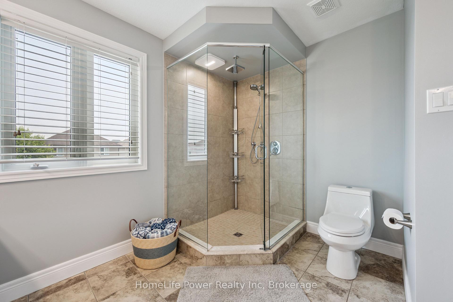 Photo 21 of 183 Townsend Drive, Woolwich, Breslau — HOMEH