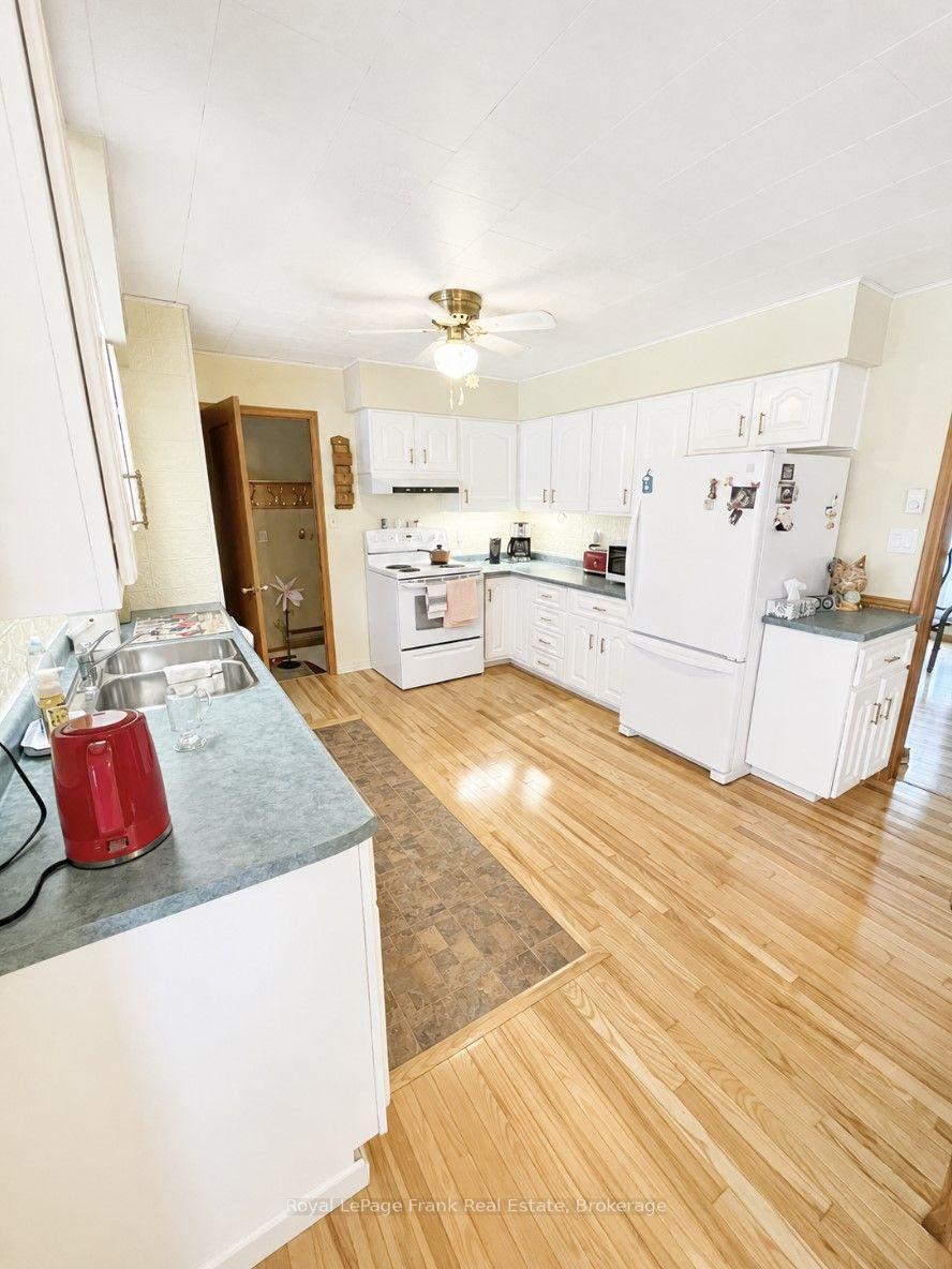 Photo 9 of 127 Bridge Street W, Bancroft, Bancroft Ward — HOMEH
