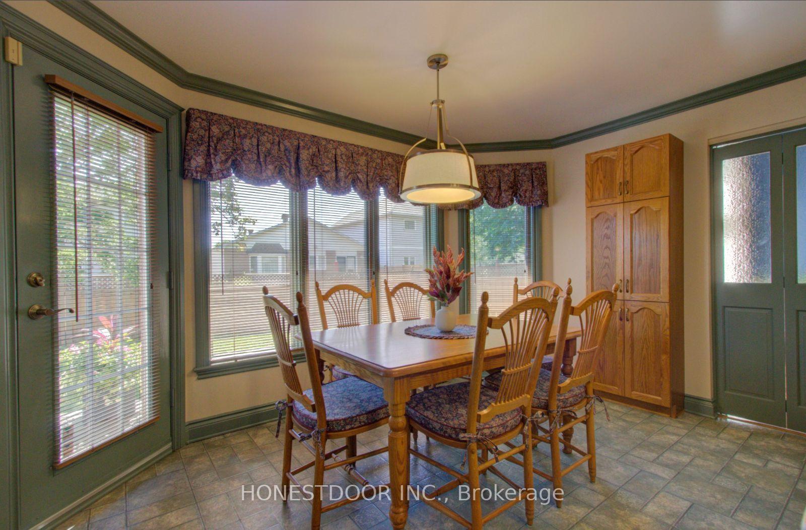 Photo 20 of 34 Long Gate Court, Ottawa, Barrhaven - Longfields — HOMEH
