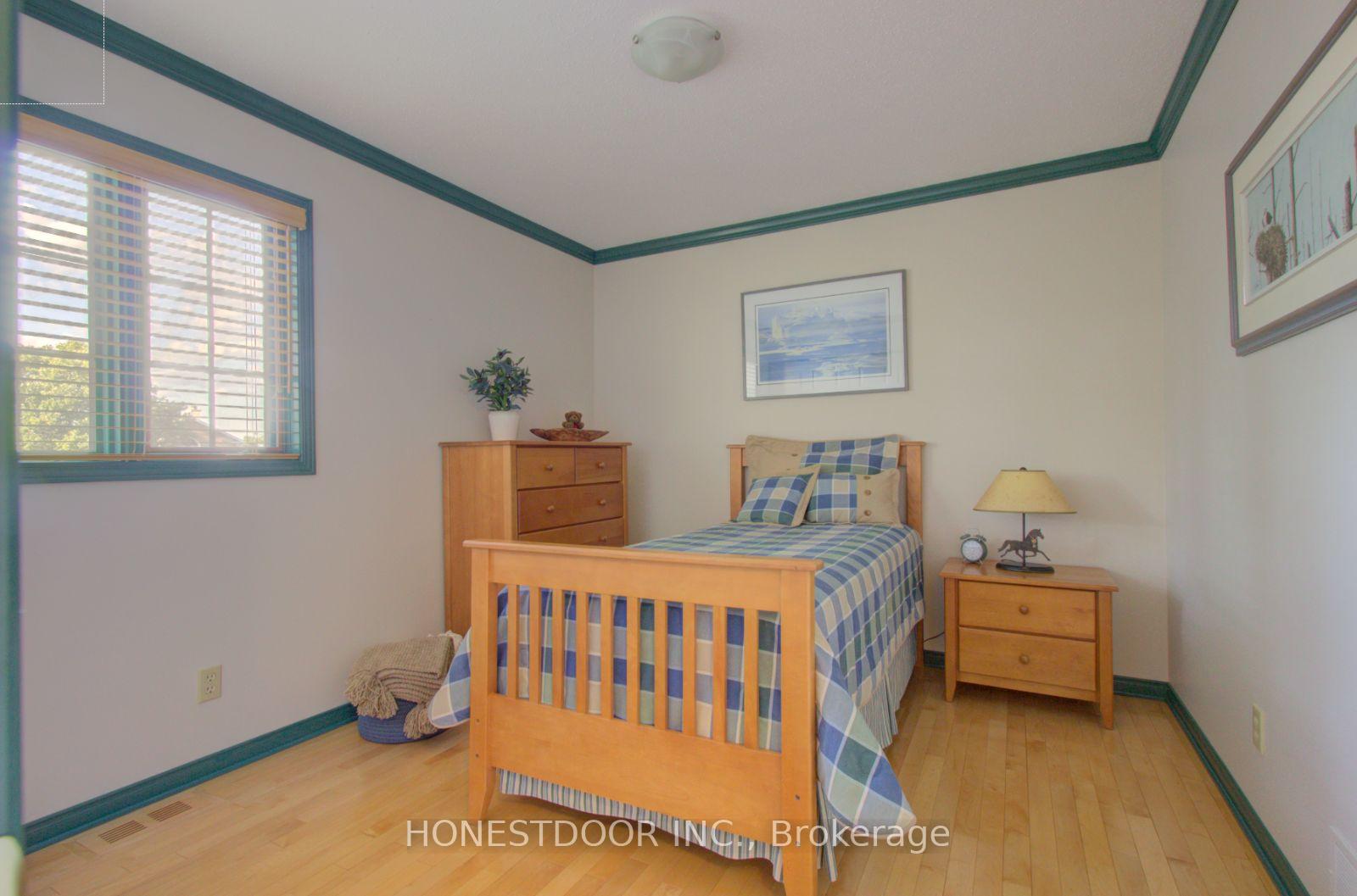 Photo 30 of 34 Long Gate Court, Ottawa, Barrhaven - Longfields — HOMEH