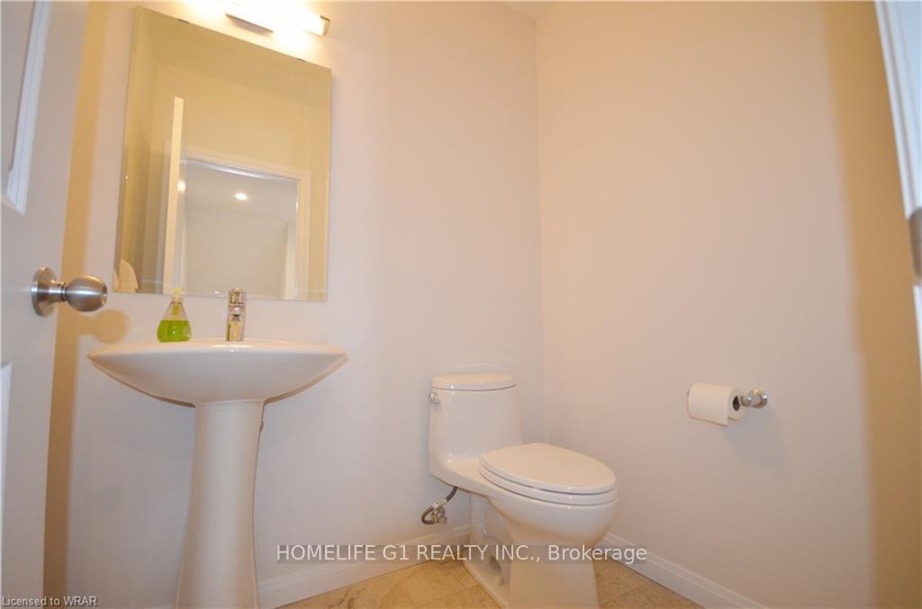 Photo 13 of 79 Eliza Avenue, Kitchener, Larentian West — HOMEH