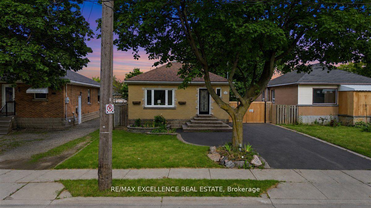 Photo 3 of 627 Upper Sherman Avenue, Hamilton, Macassa — HOMEH