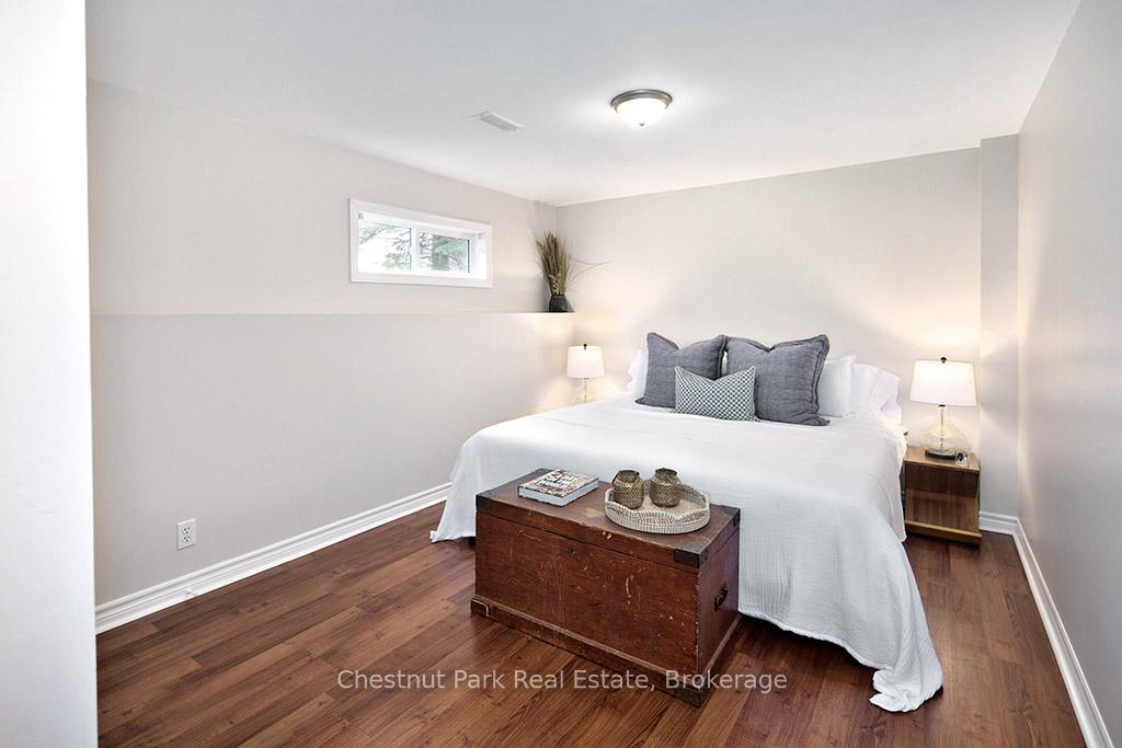 Photo 23 of 40 Barker Boulevard, Collingwood — HOMEH
