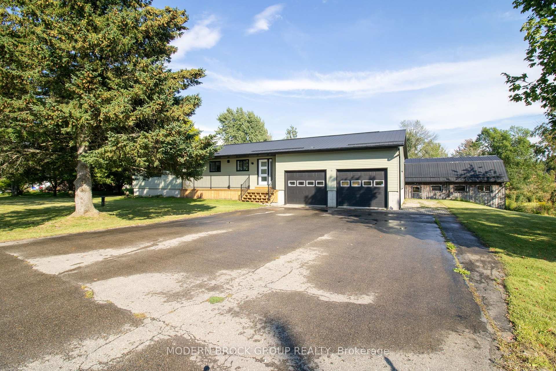 Photo 2 of 75 Lake Eloida Road, Athens, R of Yonge & Escott Twp — HOMEH