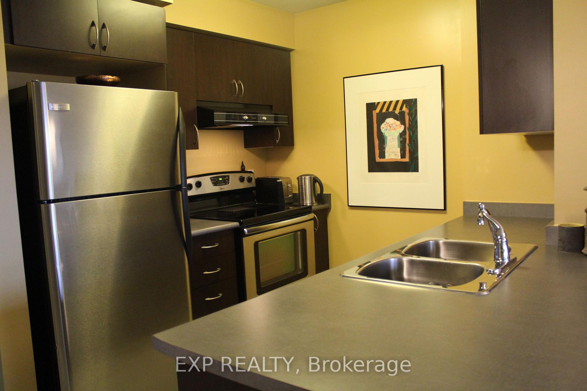Photo 4 of Unit 604, 61 Heintzman Street, Toronto, Junction Area — HOMEH