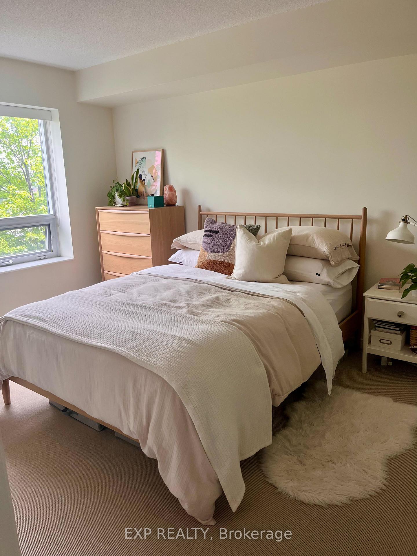 Photo 5 of Unit 604, 61 Heintzman Street, Toronto, Junction Area — HOMEH