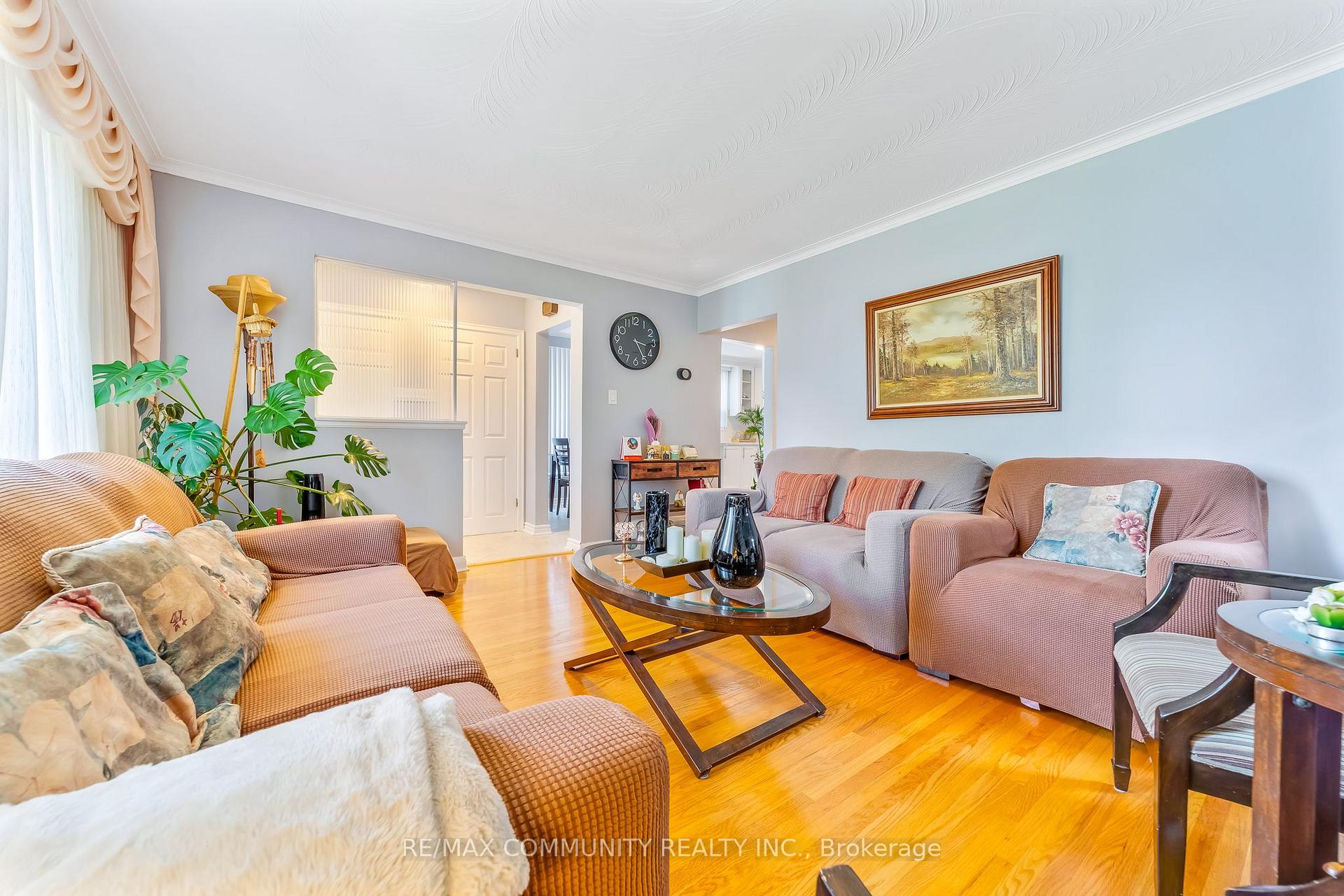 Photo 11 of 764 Brimley Road, Scarborough, Bendale — HOMEH