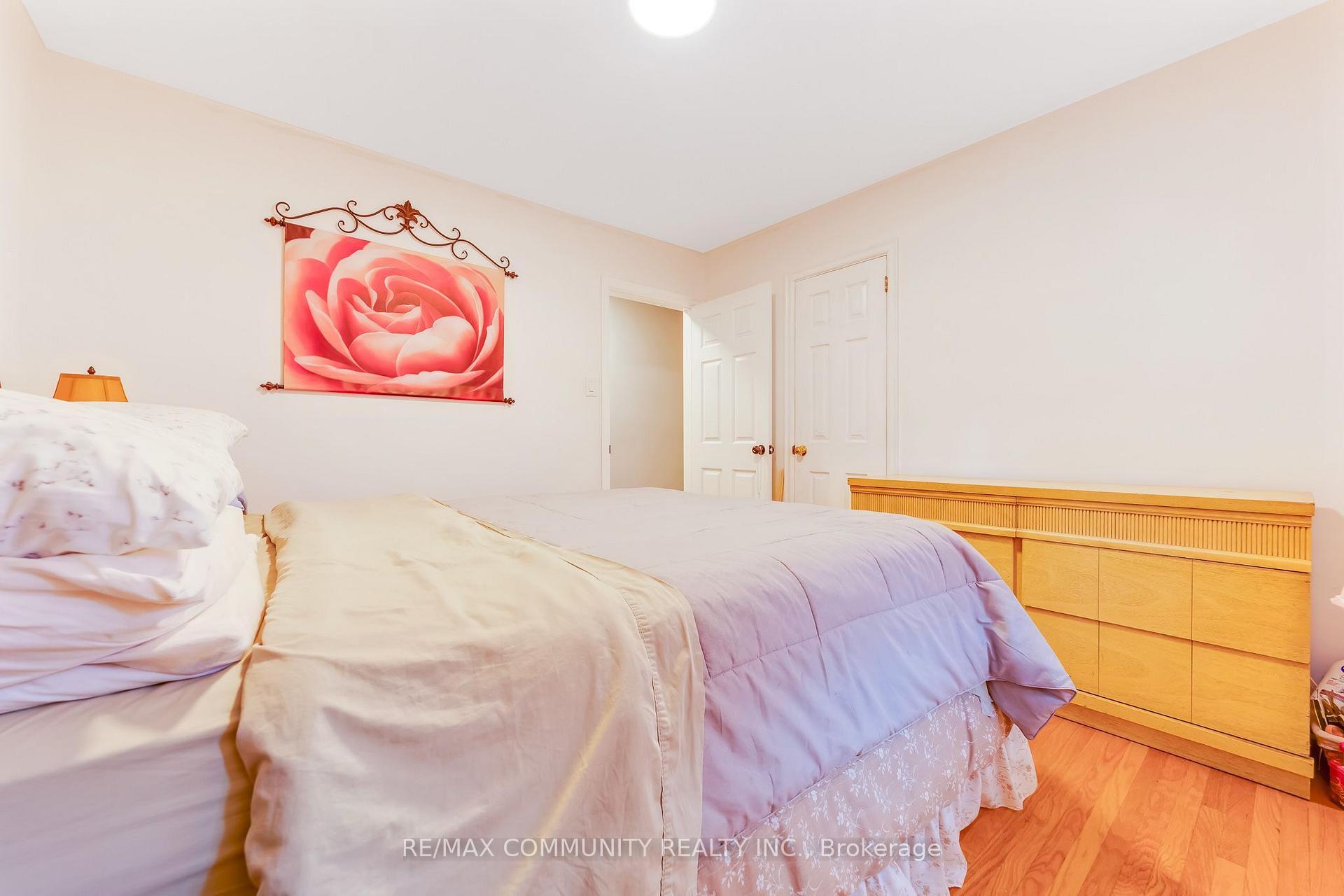 Photo 19 of 764 Brimley Road, Scarborough, Bendale — HOMEH