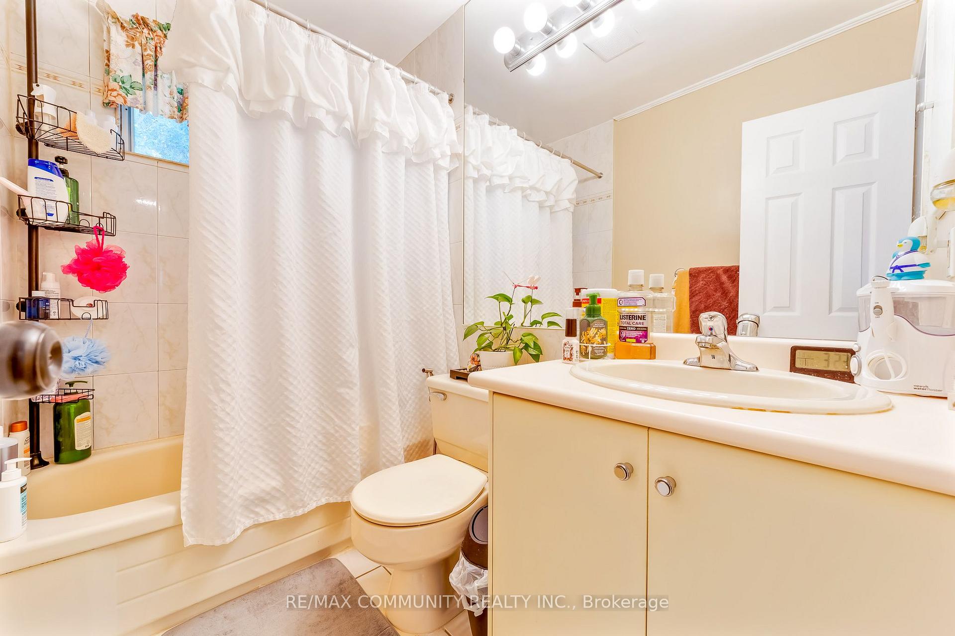 Photo 24 of 764 Brimley Road, Scarborough, Bendale — HOMEH