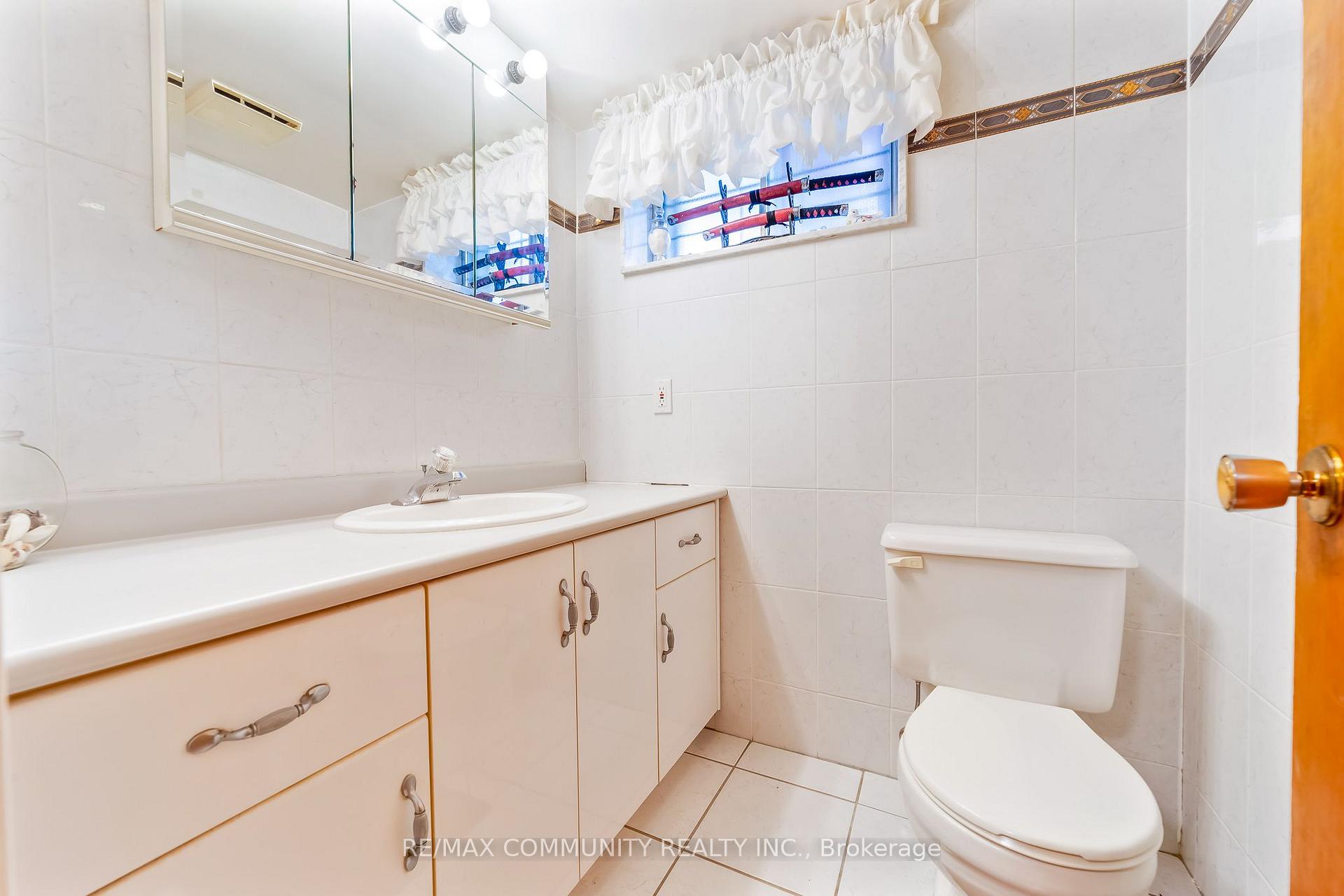 Photo 33 of 764 Brimley Road, Scarborough, Bendale — HOMEH