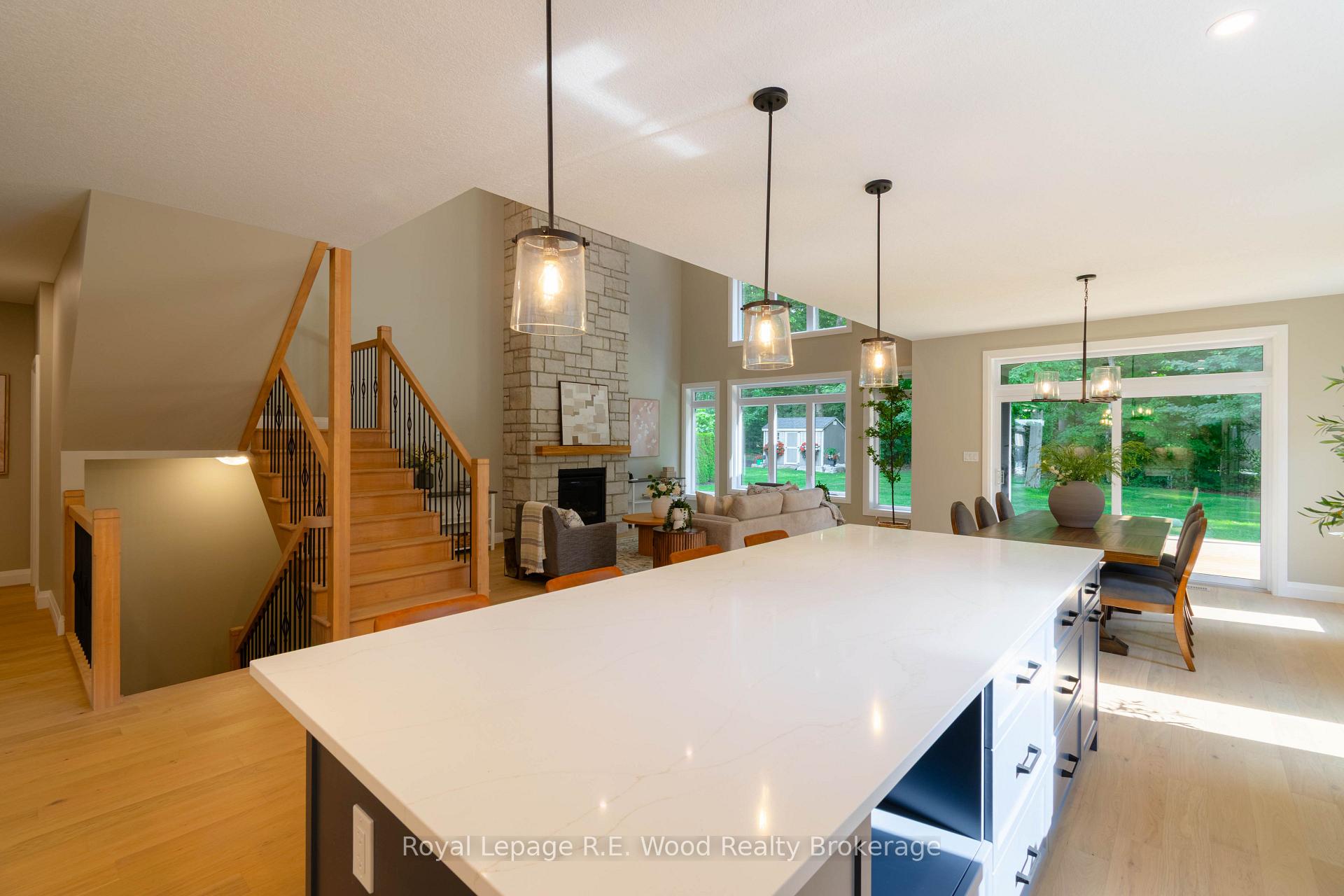 Photo 17 of 49 Sunview Drive, Norwich, Norwich Town — HOMEH
